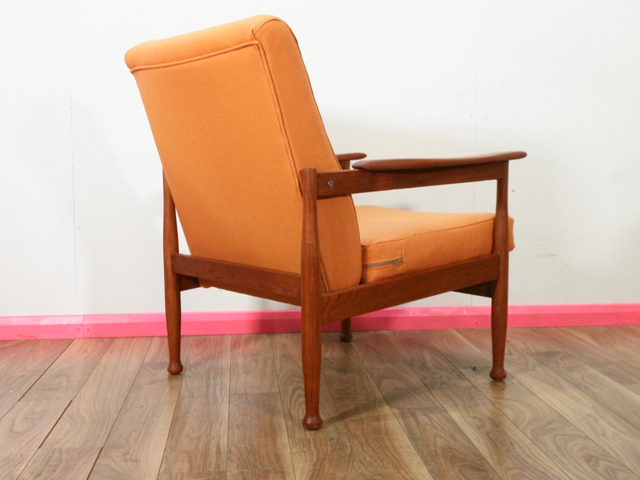 Mid Century Teak Framed Danish Style Reclining Lounge Chair by Guy Rodgers 3