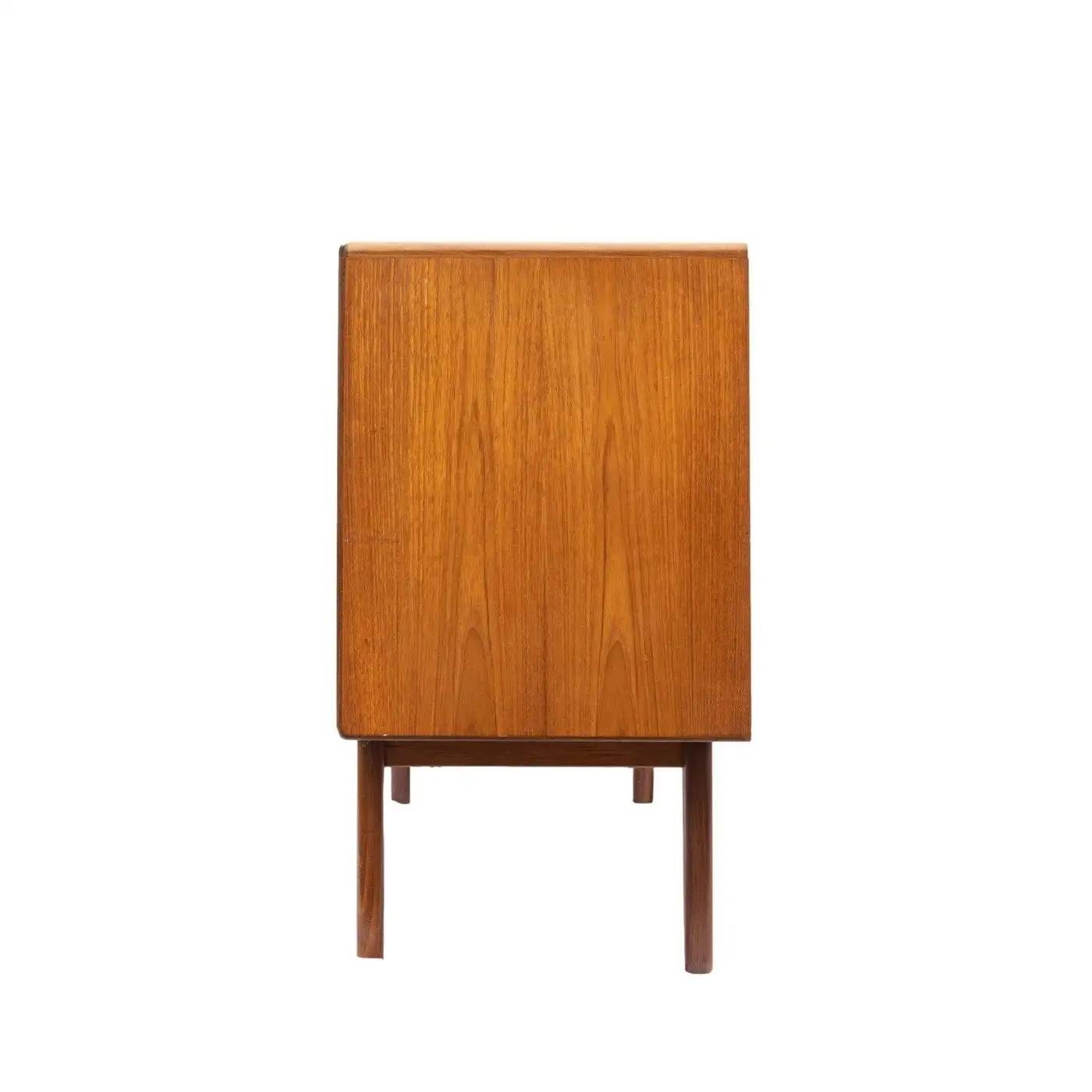 Mid-20th Century Mid-Century Teak Fresco Sideboard by v. Wilkins for G Plan, English, Ca. 1960 For Sale