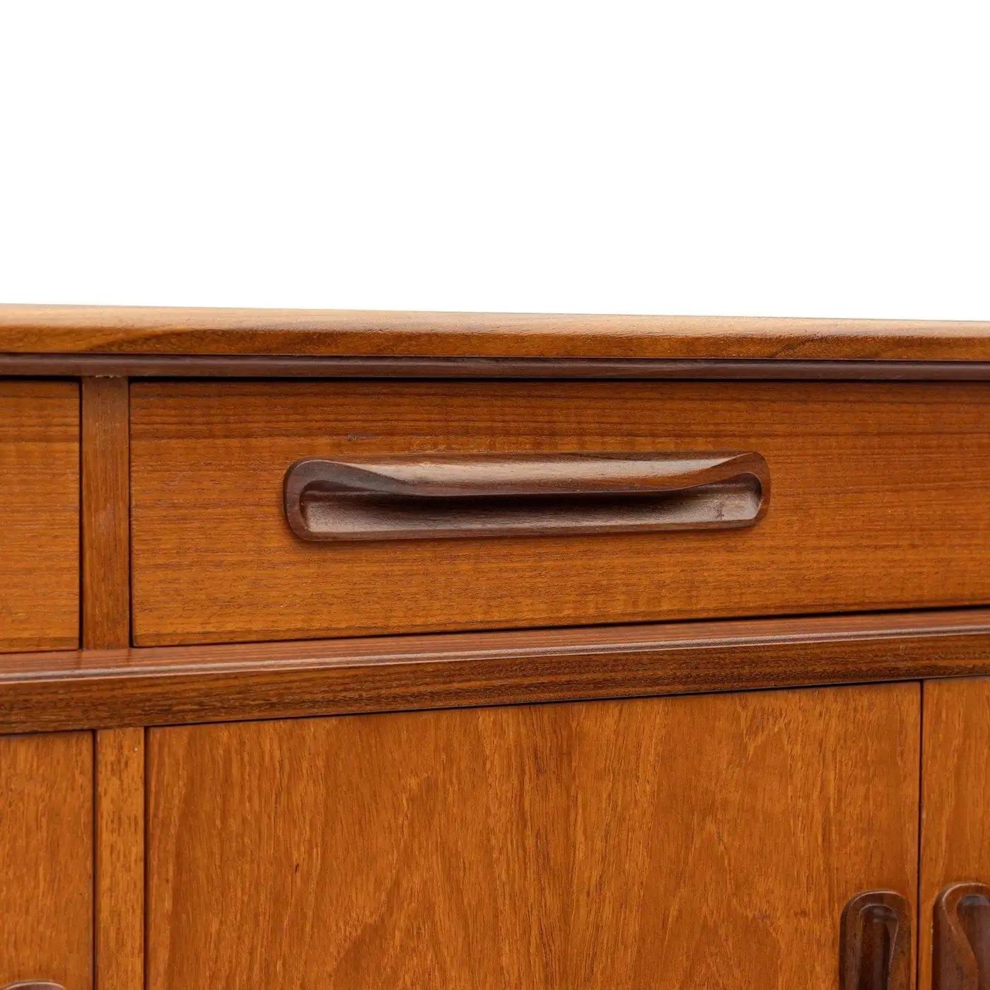 Mid-Century Teak Fresco Sideboard by v. Wilkins for G Plan, English, Ca. 1960 For Sale 2