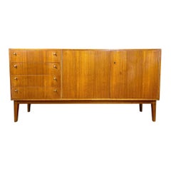 Credenza de teca Friedrich Landwehr Möbelfabrik de mediados de siglo