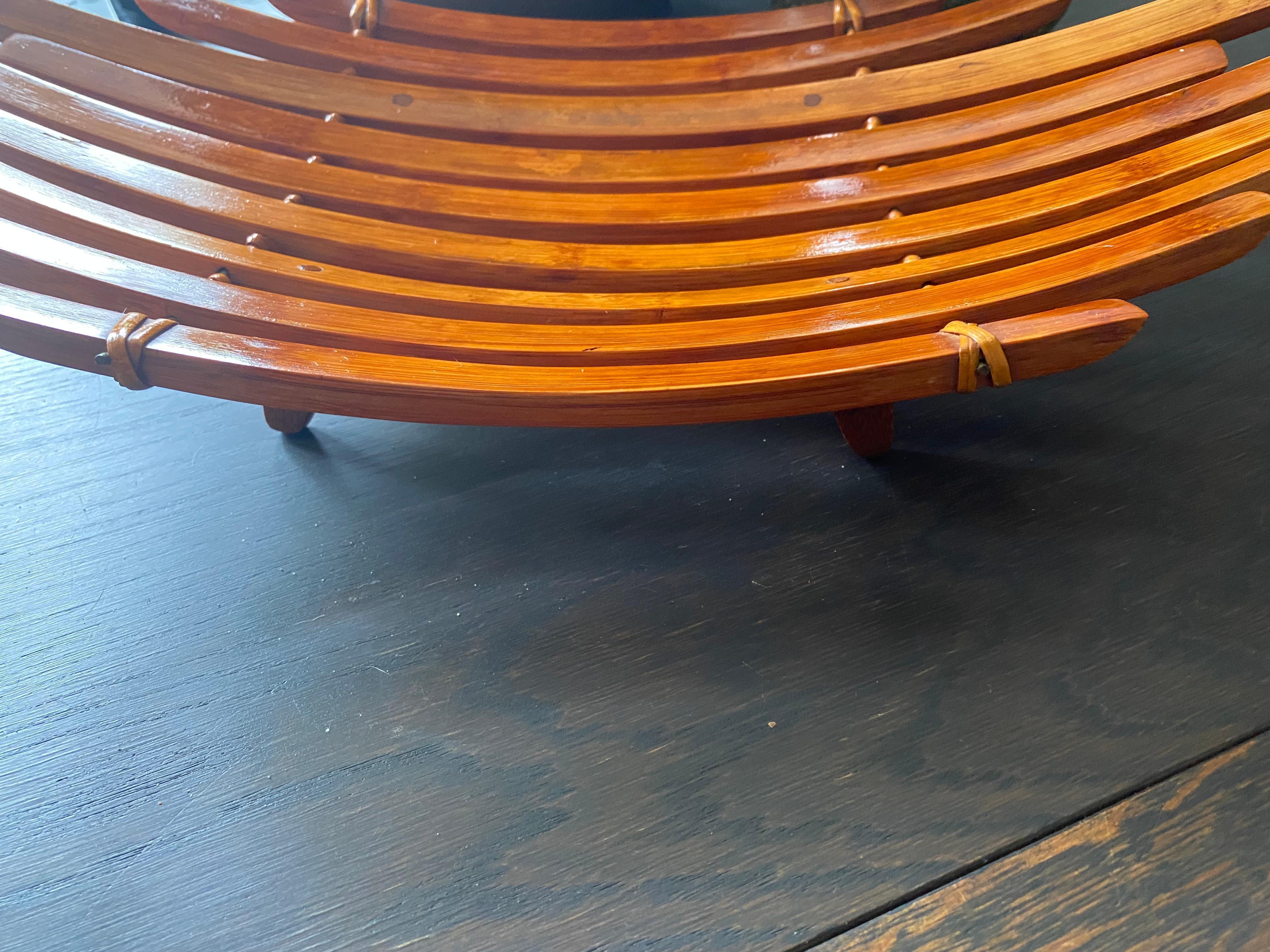 Mid-Century Modern Teak Fruit Bowl or Basket In Good Condition For Sale In Waddinxveen, ZH