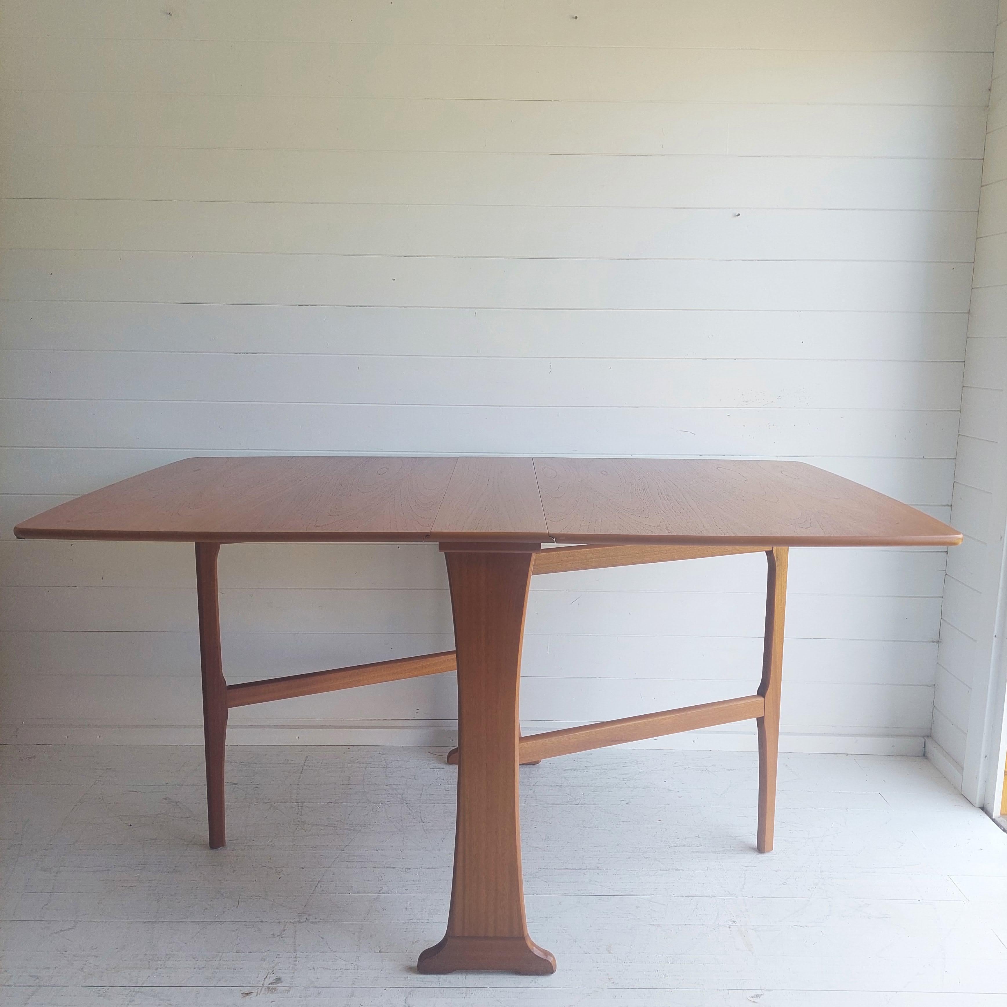 Midcentury Teak Gateleg Drop Leaf Dining Table by Legate, Gplan Style, 60s In Good Condition In Leamington Spa, GB
