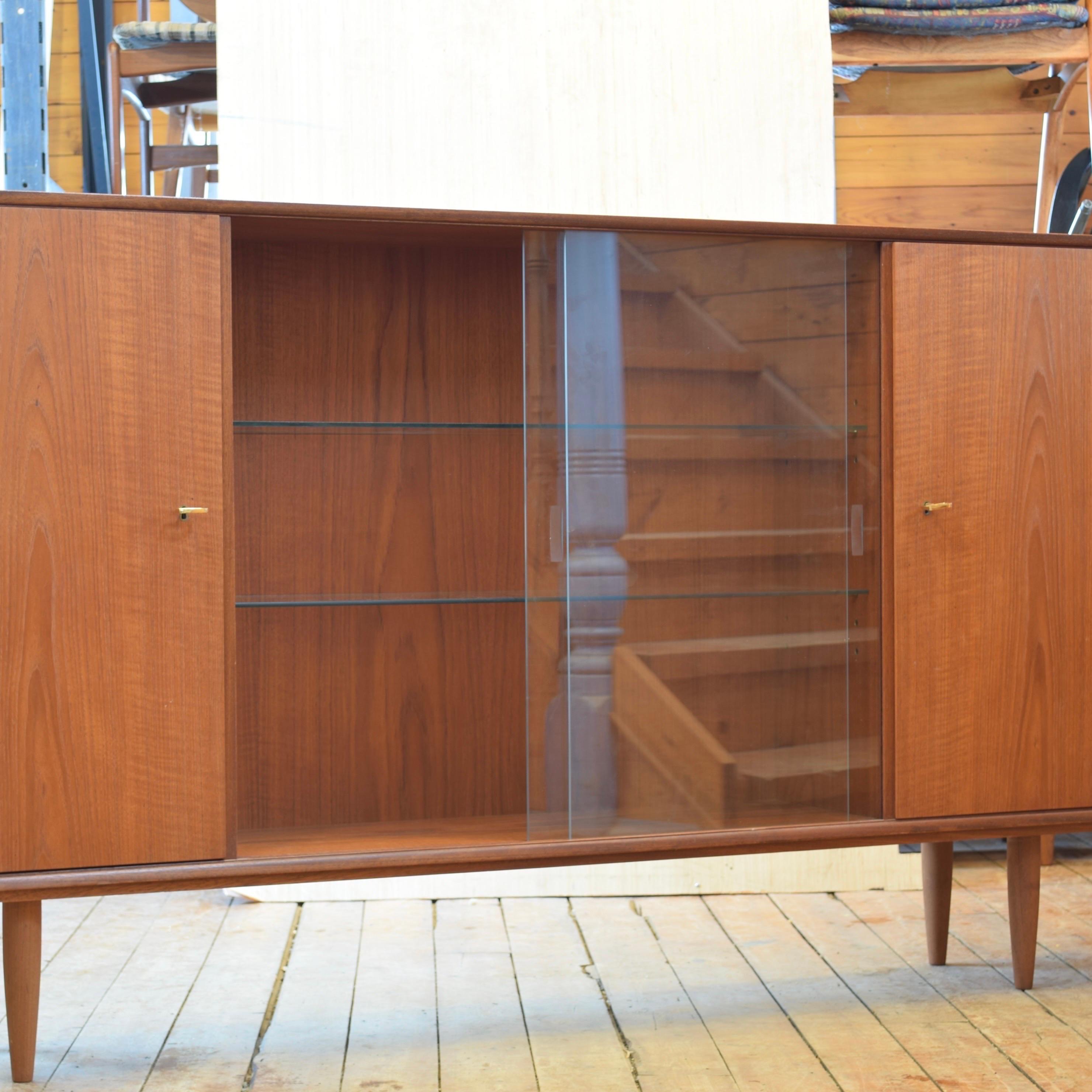 Mid Century Teak & Glass Bookcase/Display Case In Good Condition In Puslinch, ON