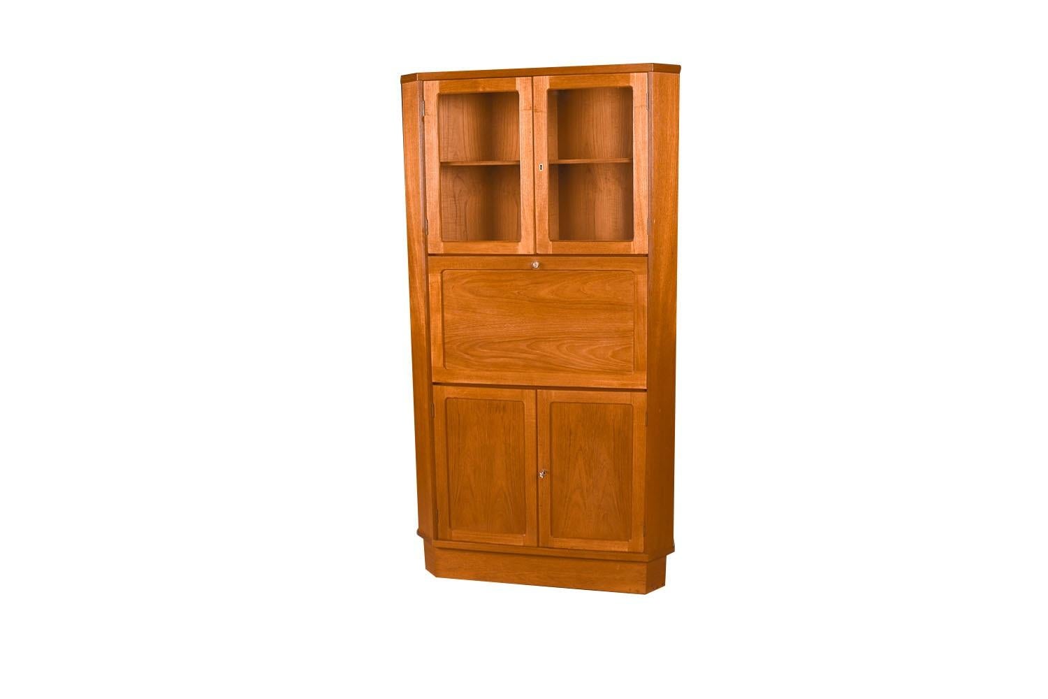 corner armoire desk