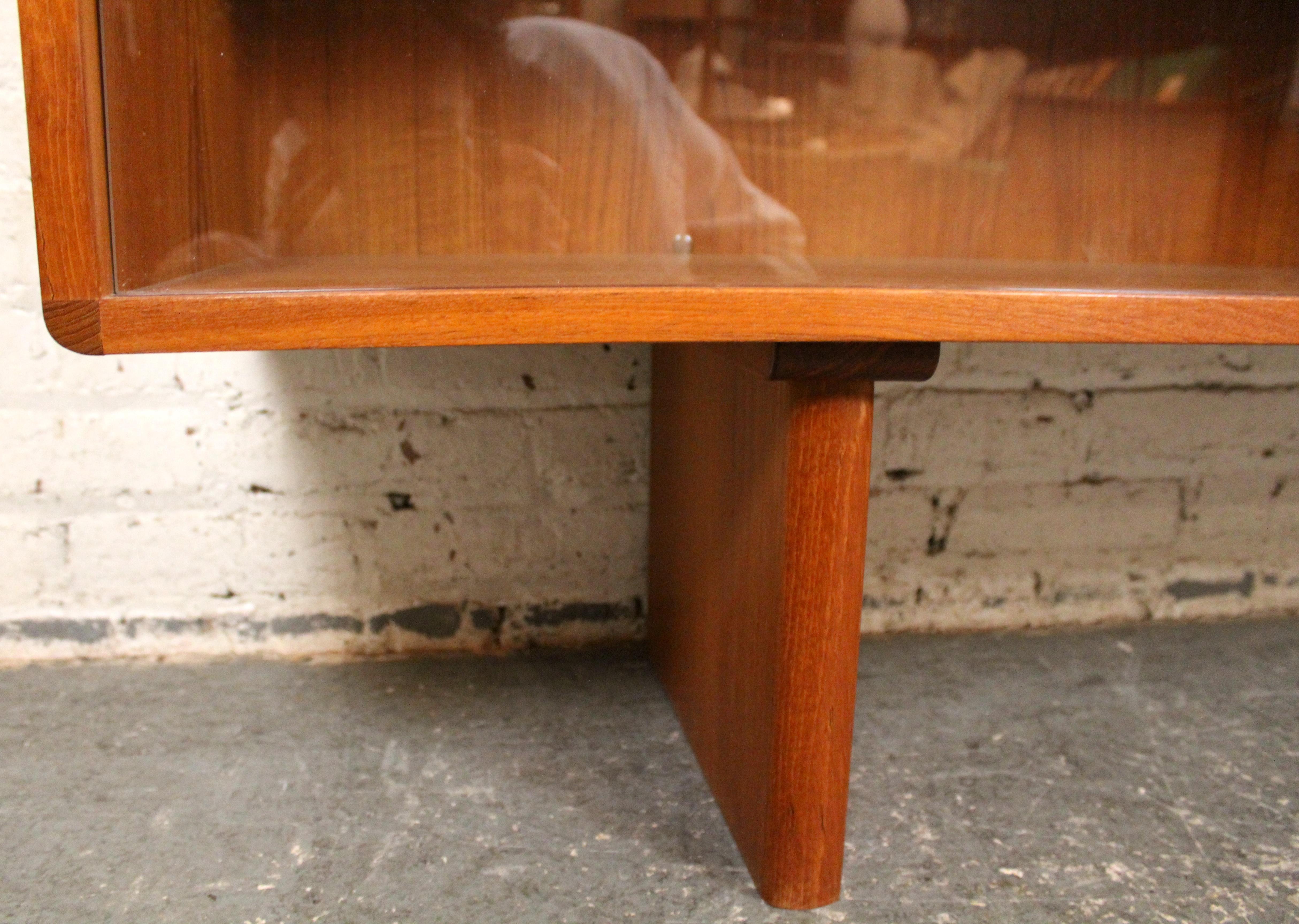 Mid-Century Teak Glass Door Bookcase Topper by Dyrlund For Sale 6