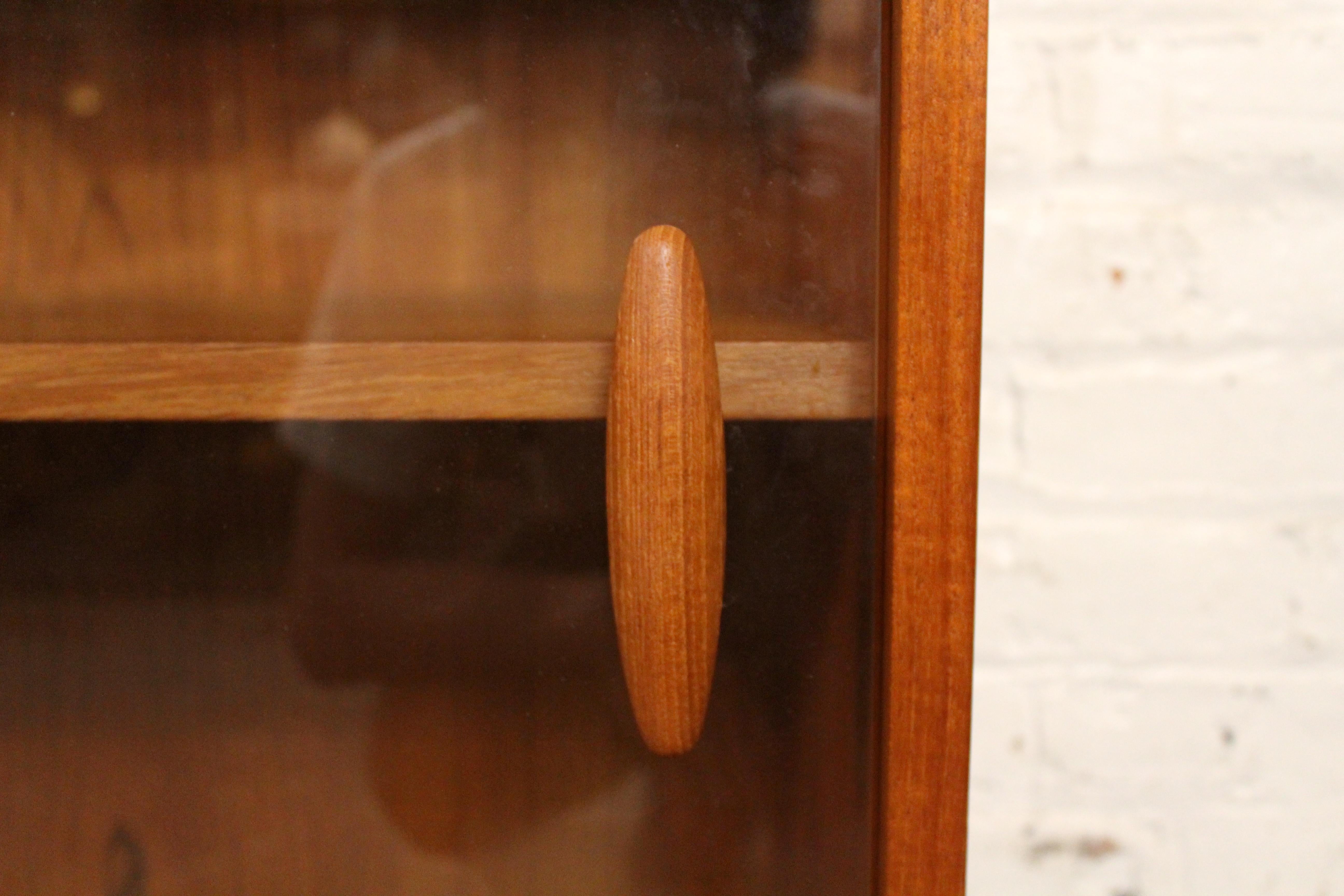 Mid-Century Teak Glass Door Bookcase Topper by Dyrlund For Sale 2