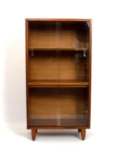 Armario esmaltado de teca de mediados de siglo de Robert Heritage, Inglaterra, hacia 1960