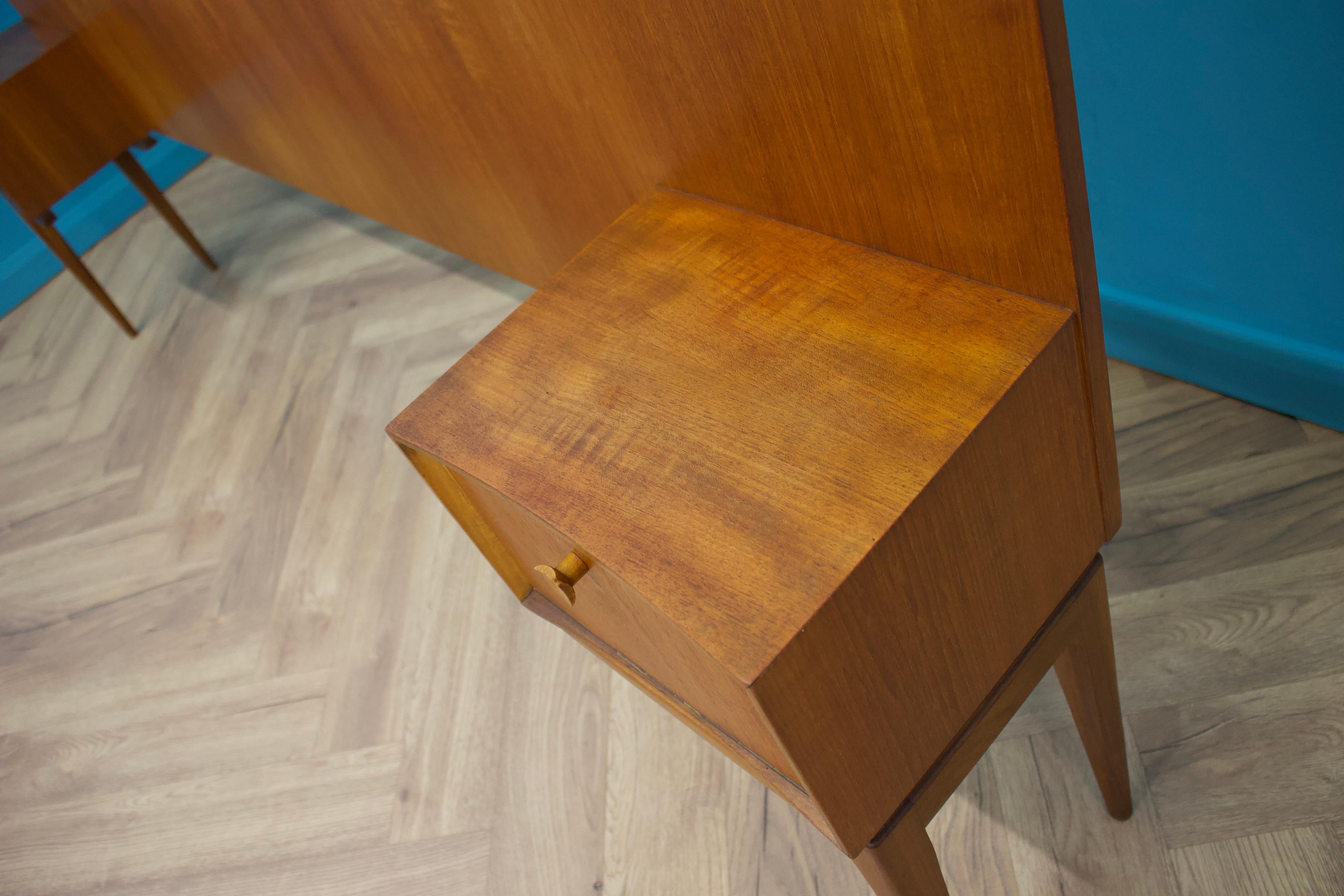 Mid-Century Teak Headboard & Bedside Tables from McIntosh, 1960s In Good Condition In South Shields, GB