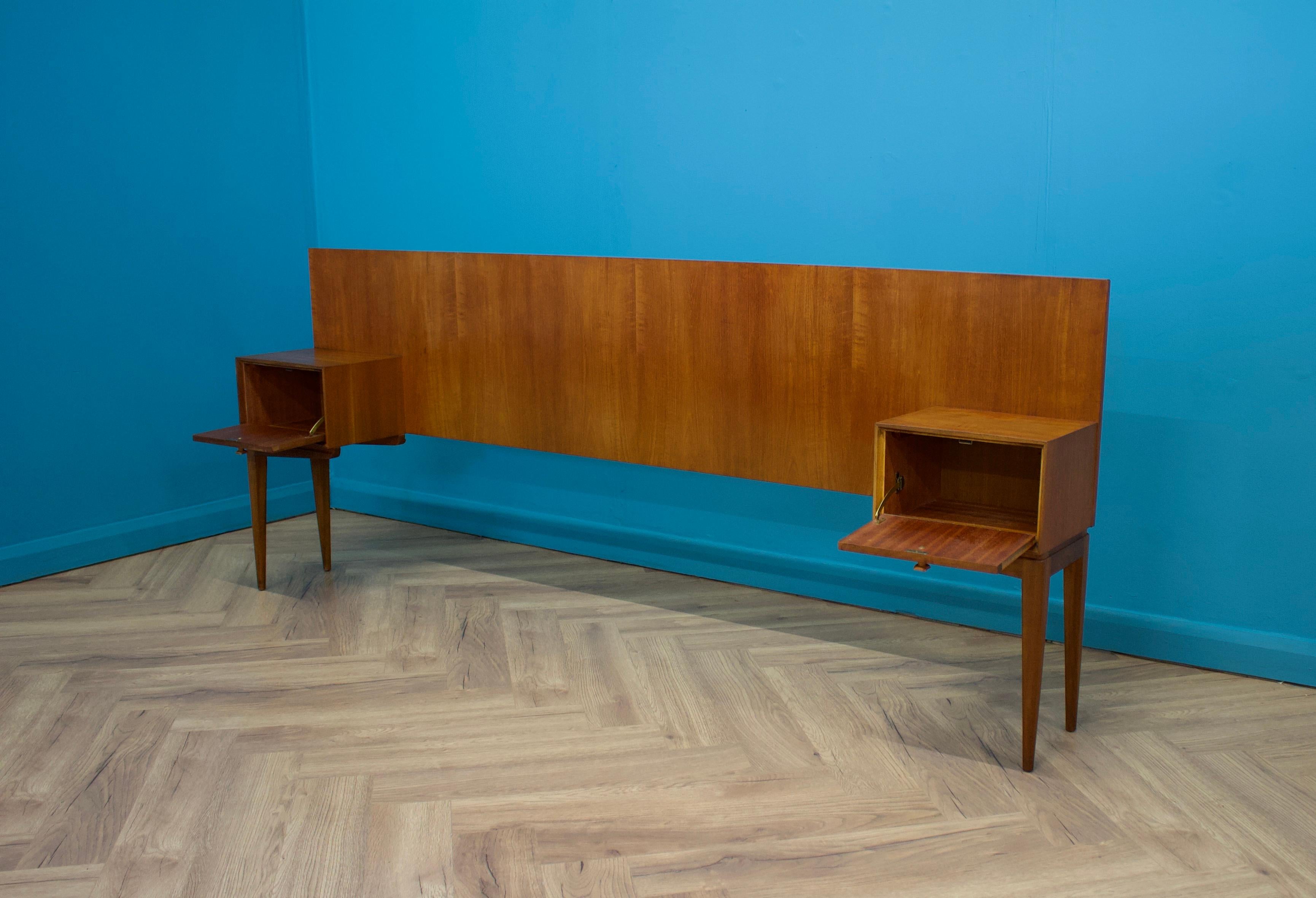 Mid-Century Teak Headboard & Bedside Tables from McIntosh, 1960s For Sale 1