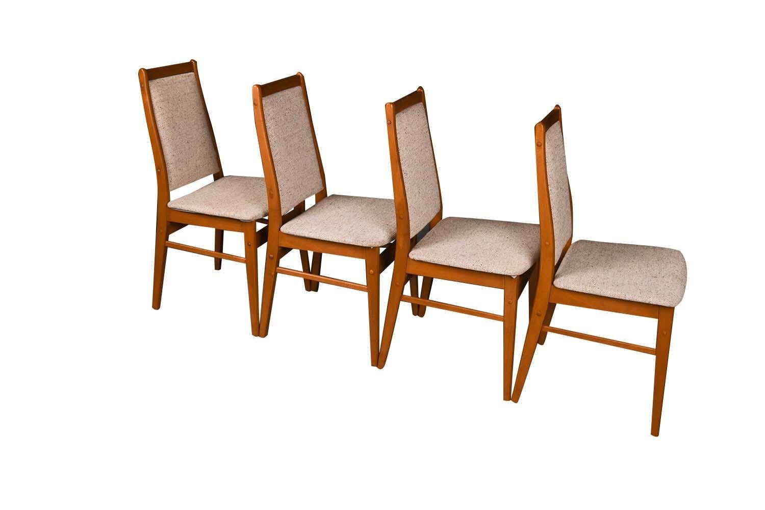 Mid-Century Teak High Back Dining Side Chairs In Good Condition For Sale In Baltimore, MD