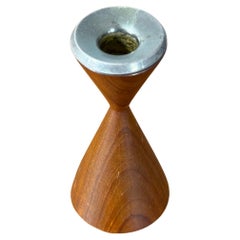 Mid-Century-Stunden-Kerzenhalter aus Teakholz mit patinierter Metallplatte