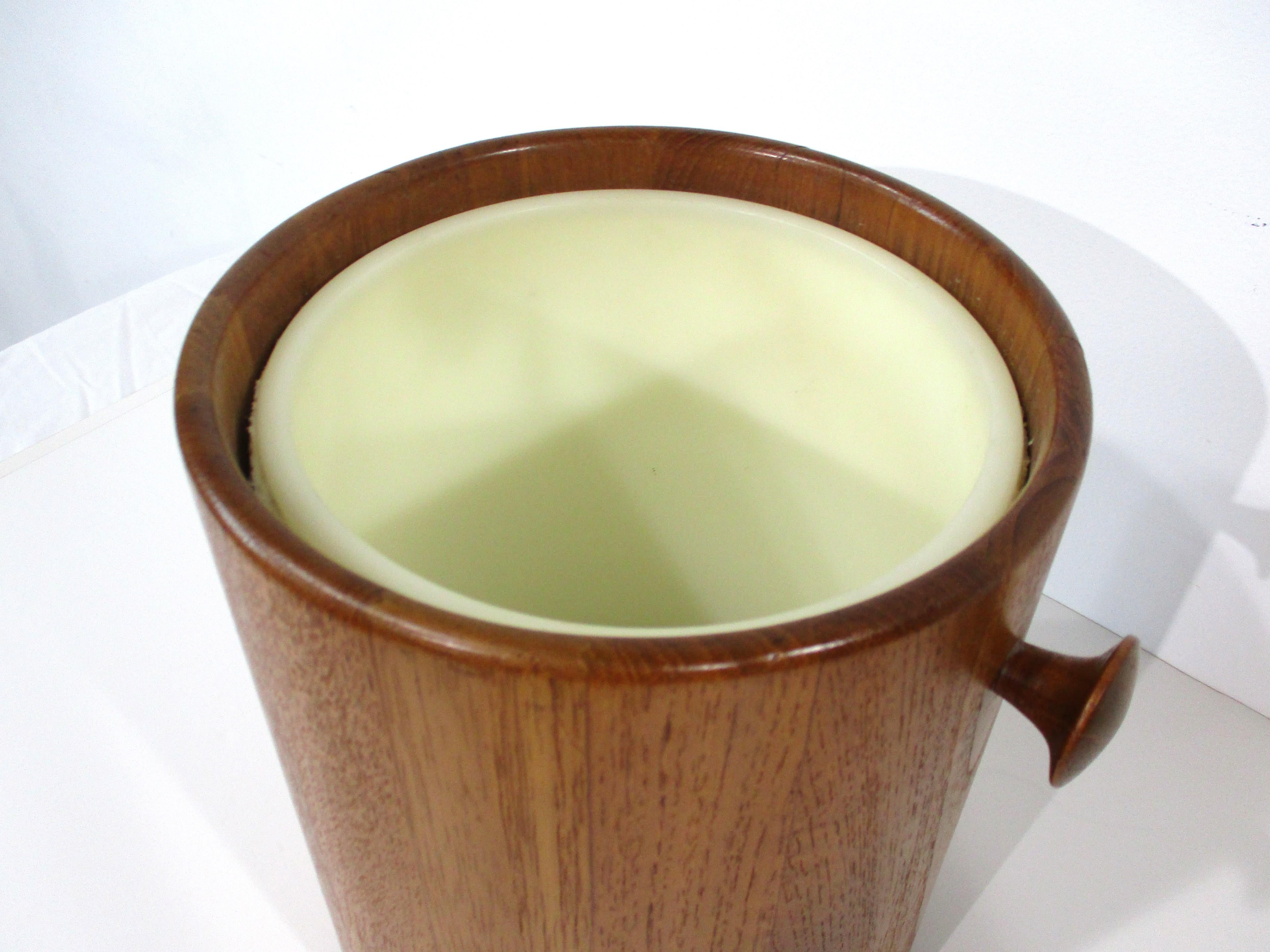 Dansk styled Mid Century Teak Ice Bucket Denmark In Good Condition For Sale In Cincinnati, OH