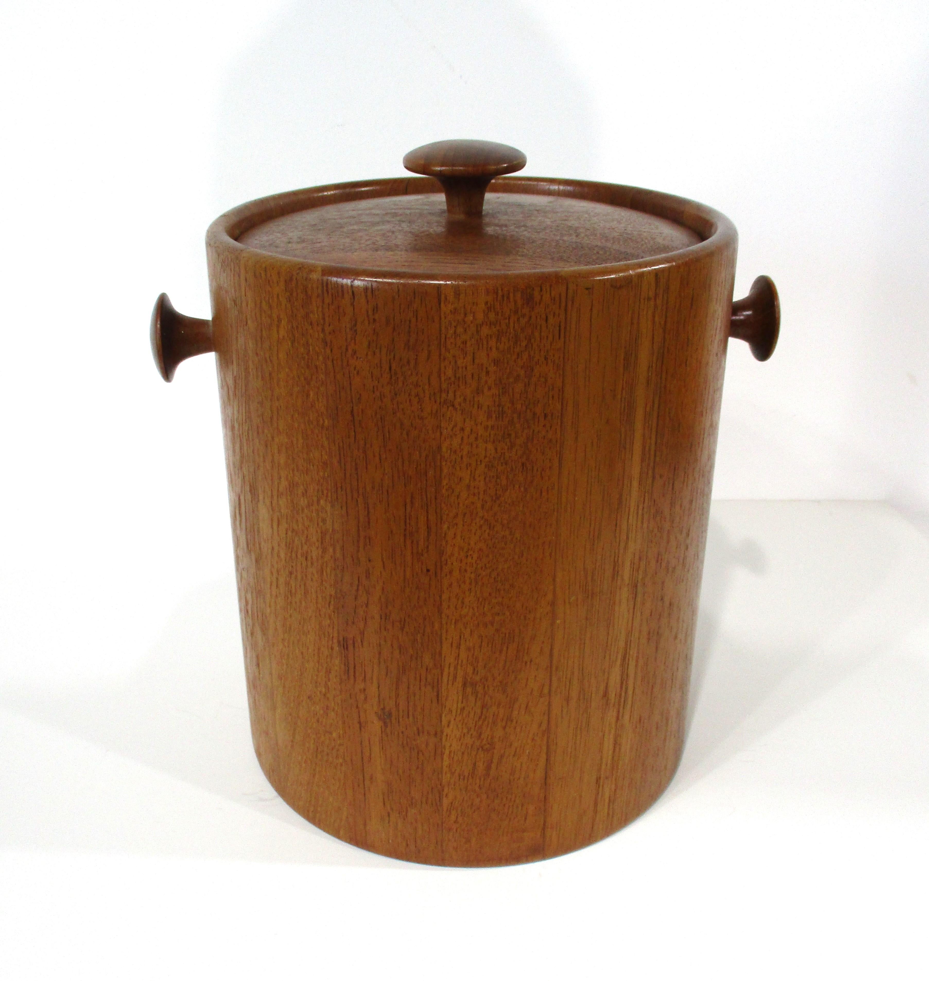 Mid Century Teak Ice Bucket in the style of Dansk Denmark For Sale 2