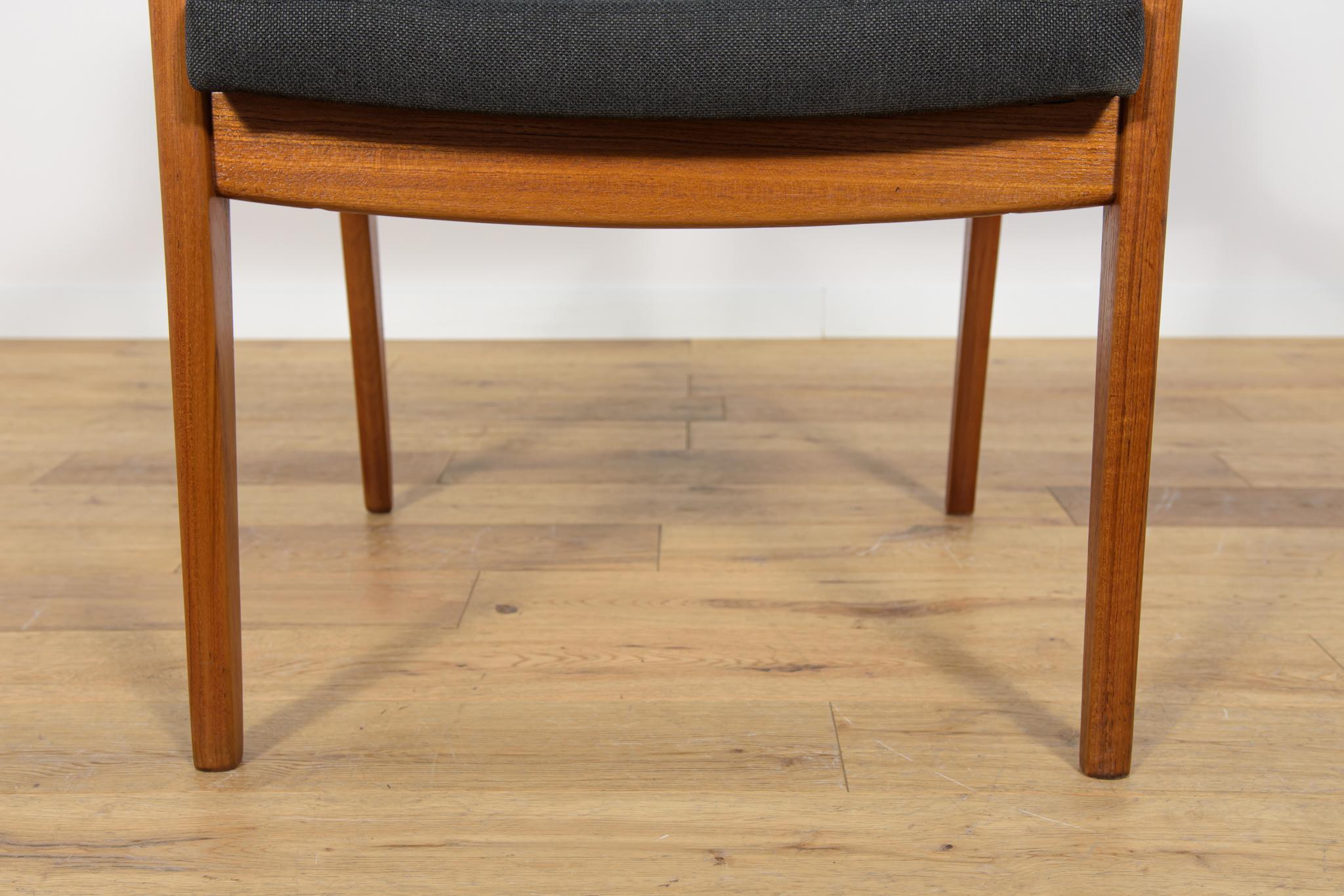 Poltrona di metà secolo in teak e pelle di Erik Buck per Ørum Møbelfabrik, Danimarca in vendita 9