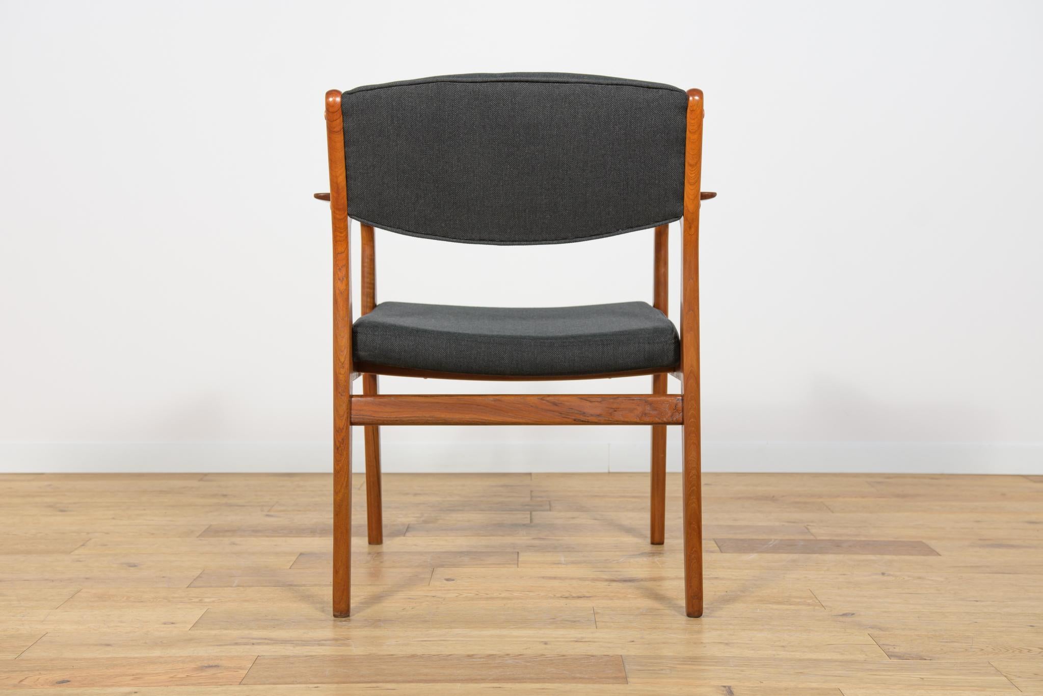 Tessuto Poltrona di metà secolo in teak e pelle di Erik Buck per Ørum Møbelfabrik, Danimarca in vendita