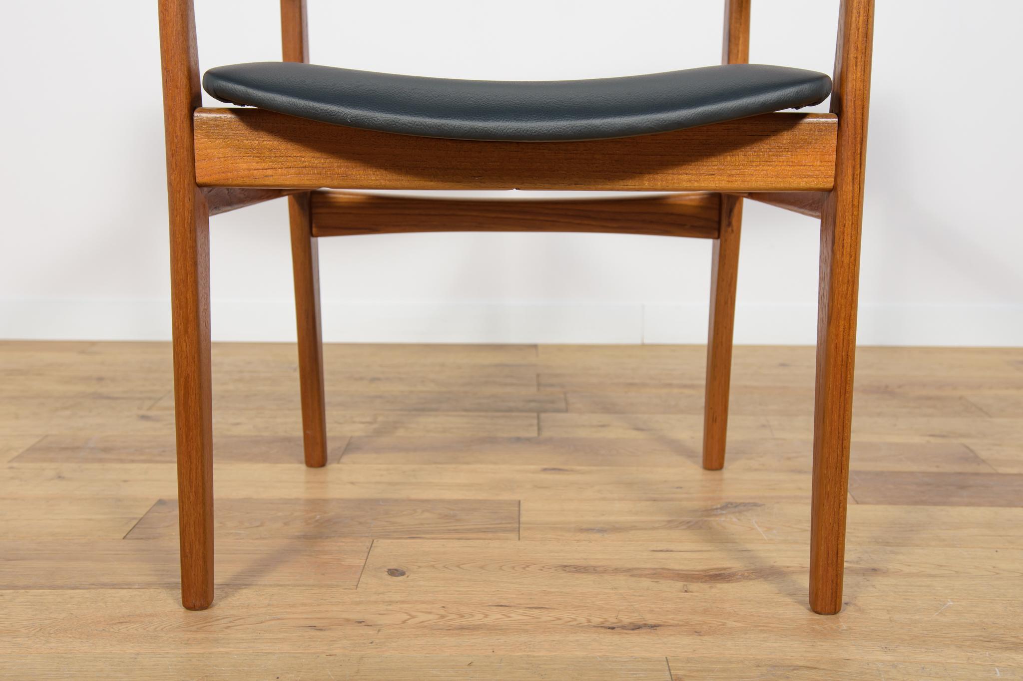 Mid-Century Teak & Leather Armchair, Denmark, 1960s For Sale 5