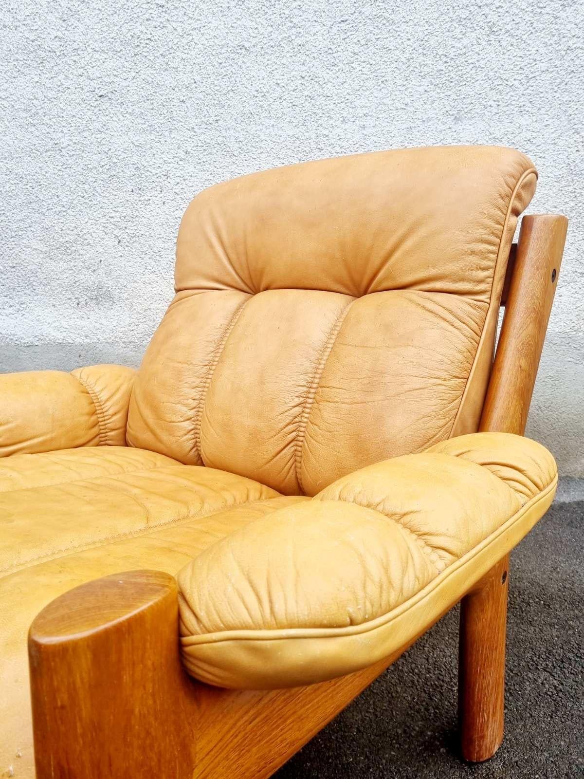 Norwegian Mid Century Teak & Leather Framed Armchair by Ekornes Stressless, Norway 80s For Sale
