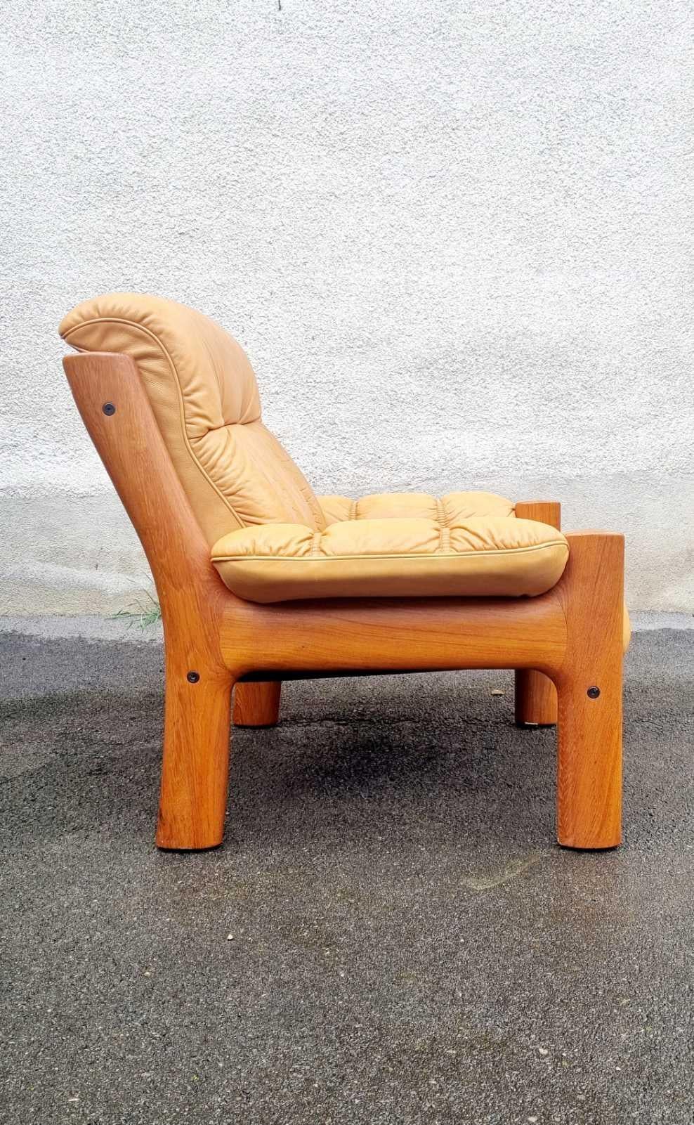 Mid Century Teak & Leather Framed Armchair by Ekornes Stressless, Norway 80s For Sale 1