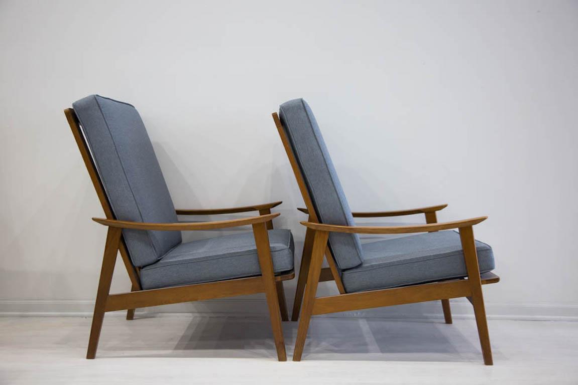 Pair of Midcentury Teak Lounge Chairs in Blue Knoll Fabric 2