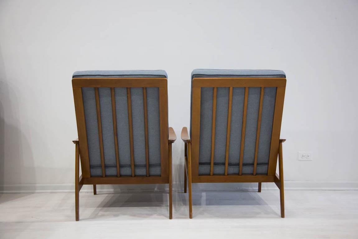Pair of Midcentury Teak Lounge Chairs in Blue Knoll Fabric 3