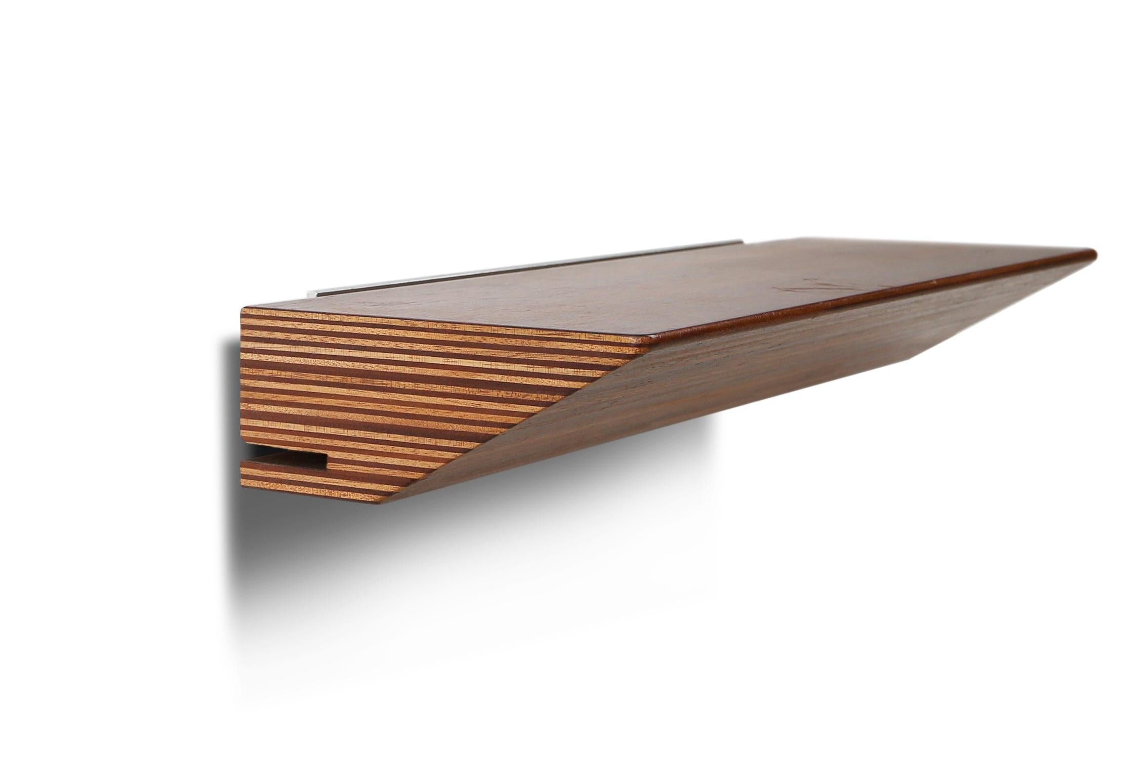 Specchio di metà secolo in teak con ripiano di De Coene, Belgio, 1960 ca. In condizioni buone in vendita a Meulebeke, BE