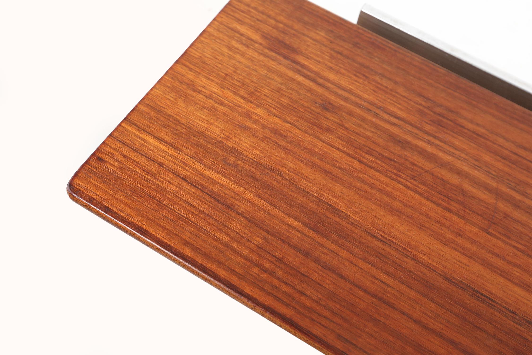 Specchio di metà secolo in teak con ripiano di De Coene, Belgio, 1960 ca. in vendita 3