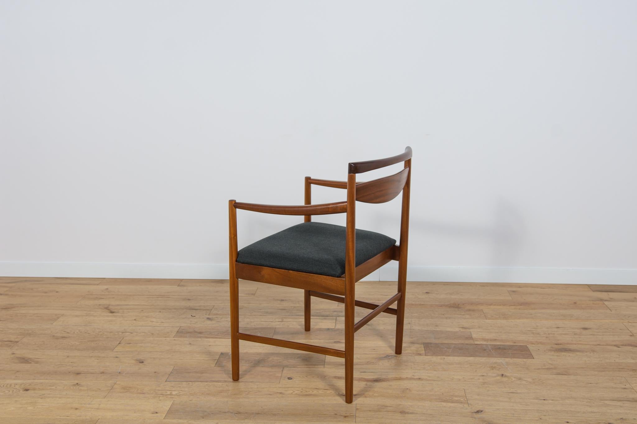 Mid-Century Teak Model 9513 Dining Chairs by Tom Robertson for McIntosh, 1970s. For Sale 2