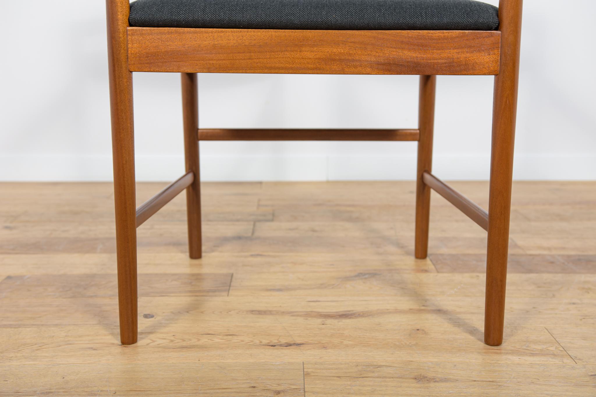 Mid-Century Teak Model 9513 Dining Chairs by Tom Robertson for McIntosh, 1970s. For Sale 10