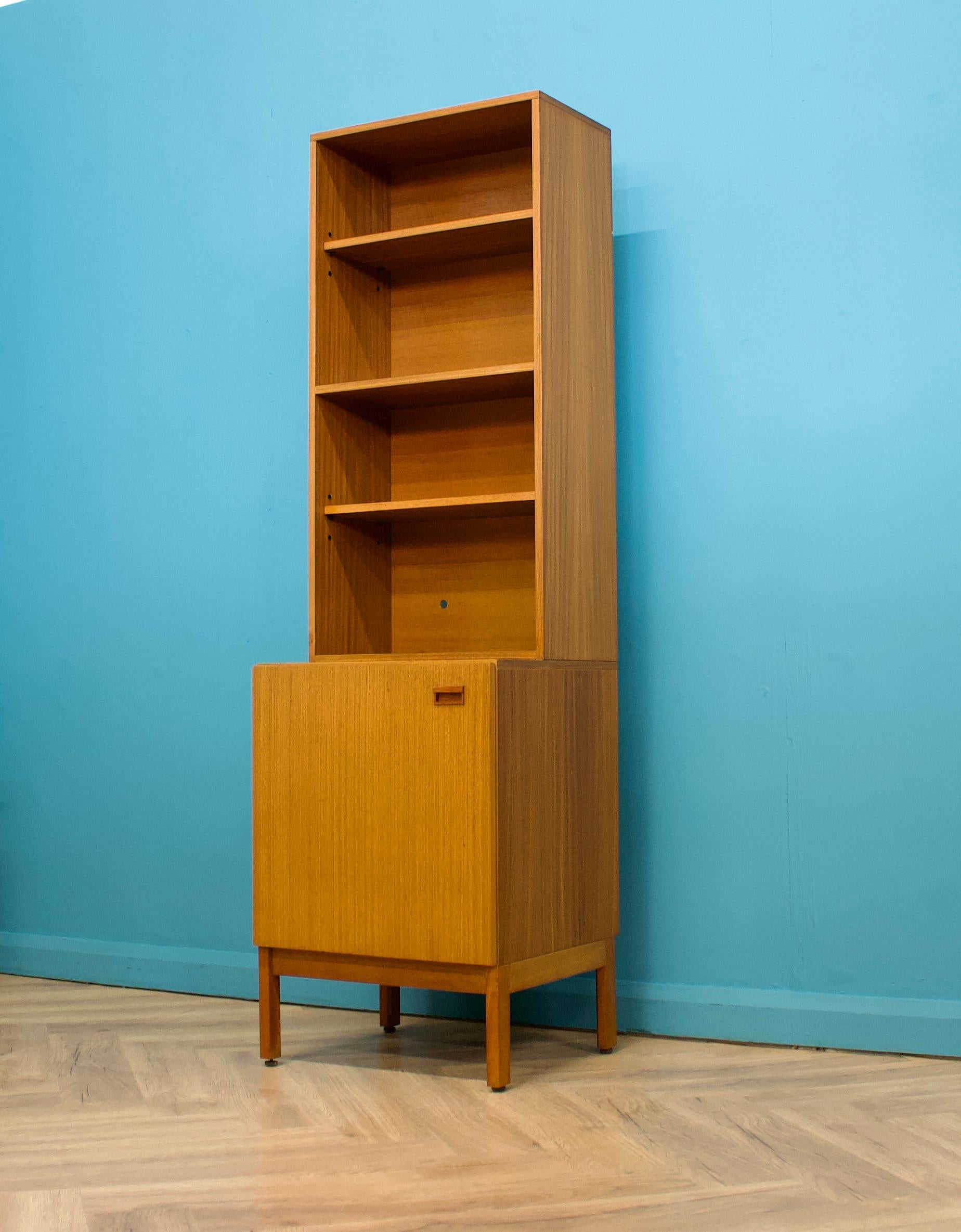 British Mid Century Teak Narrow Bookcase from Austinsuite, 1960s