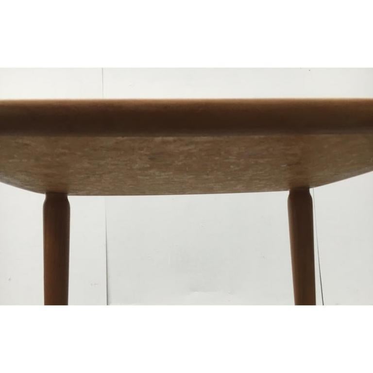Bois Table d'appoint en teck du milieu du siècle en vente