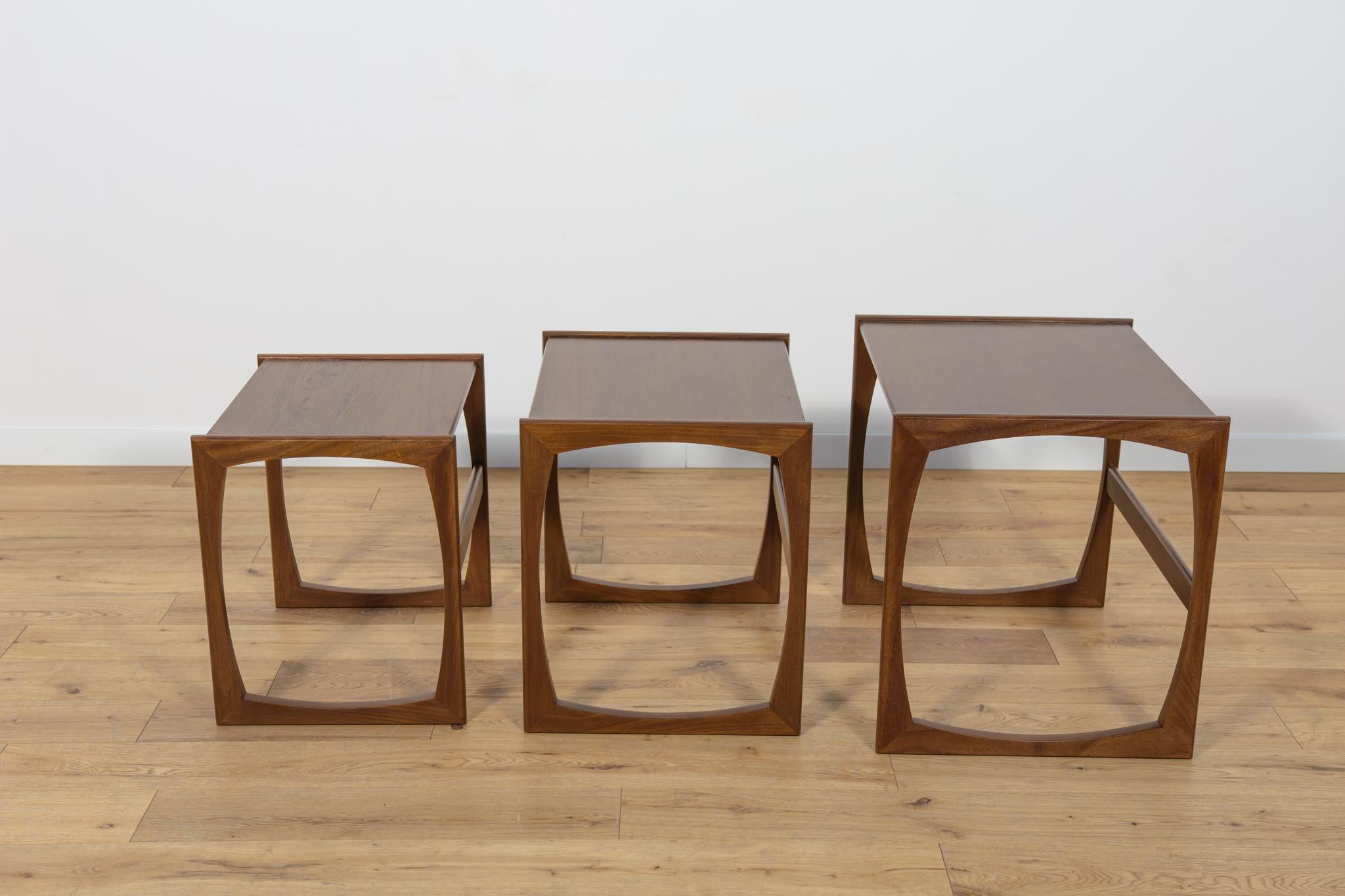 Mid-Century Teak Nesting Tables by R. Benett for G-Plan, 1970s, Set of 3 For Sale 4