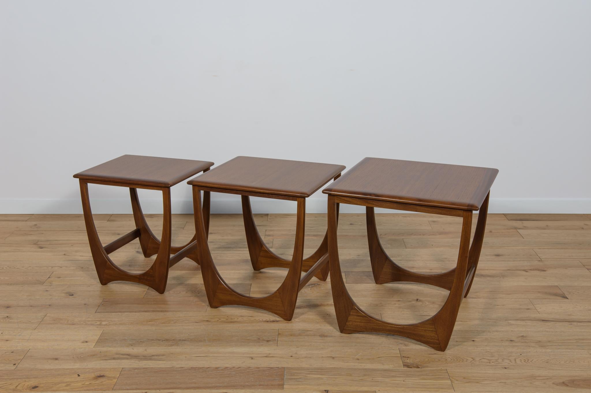 Mid-Century Teak Nesting Tables by V. Wilkins for G-Plan, United Knigdom, 1970s. For Sale 2
