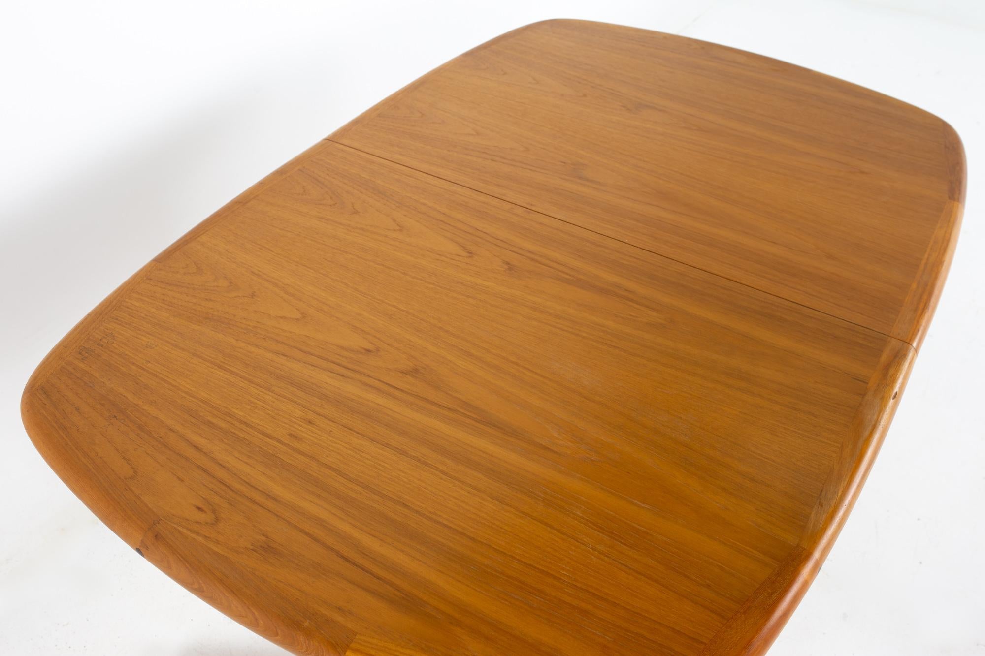 Mid Century Teak Oval Expanding Dining Table 3