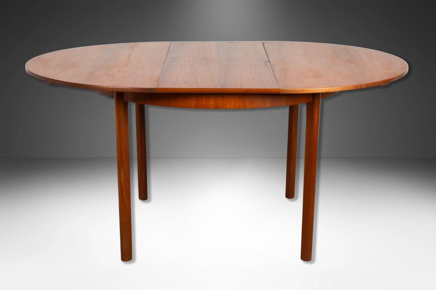 Mid-Century Teak Oval Extendable Dining Table by McIntosh of Kirkcaldy 5