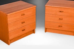 Coppia di Comodini in Teak del Mid-Century Tavoli