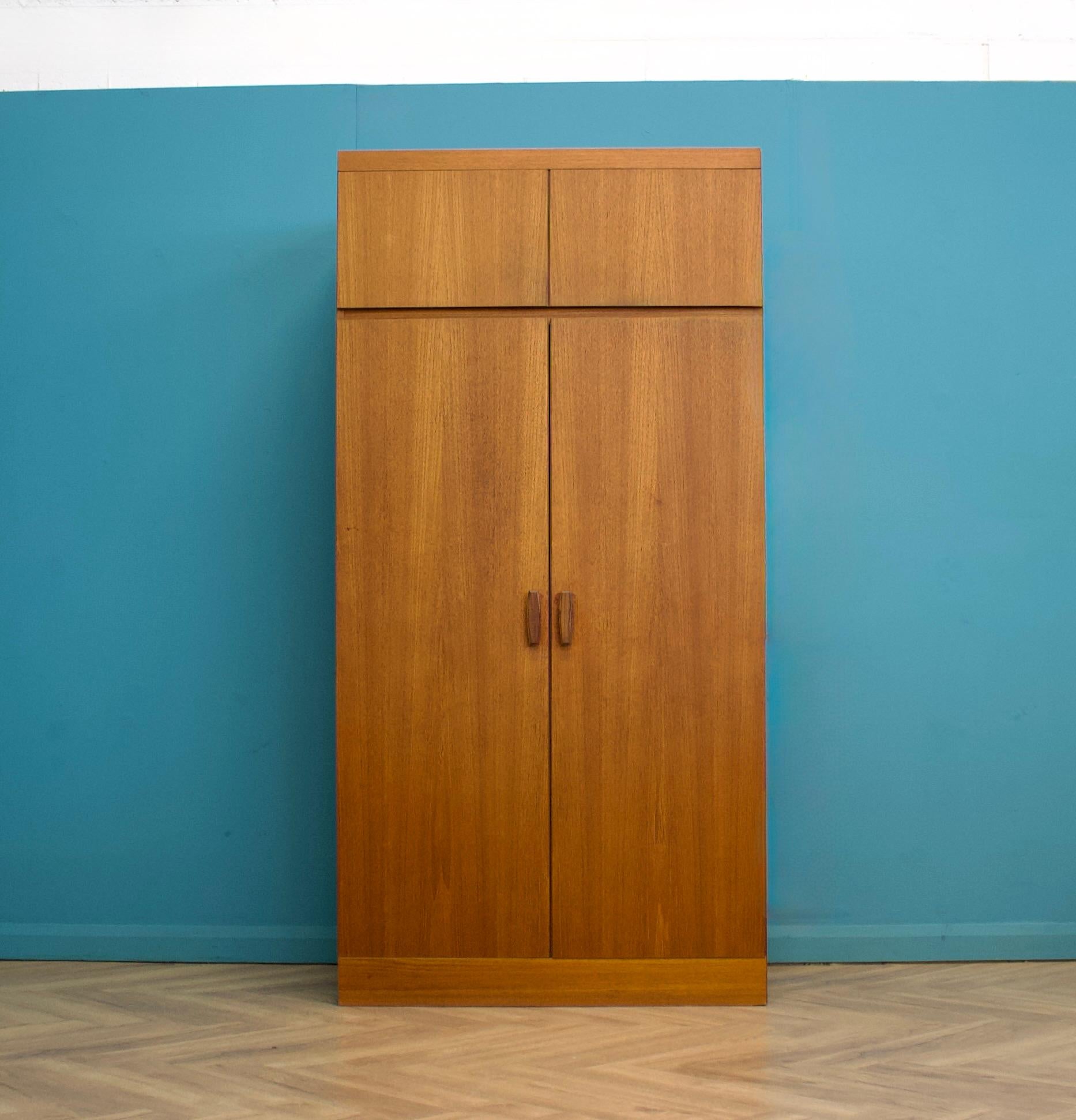 Mid-Century moderno Armadio quadrilatero in teak di G-Plan, anni '1960, metà del secolo scorso in vendita