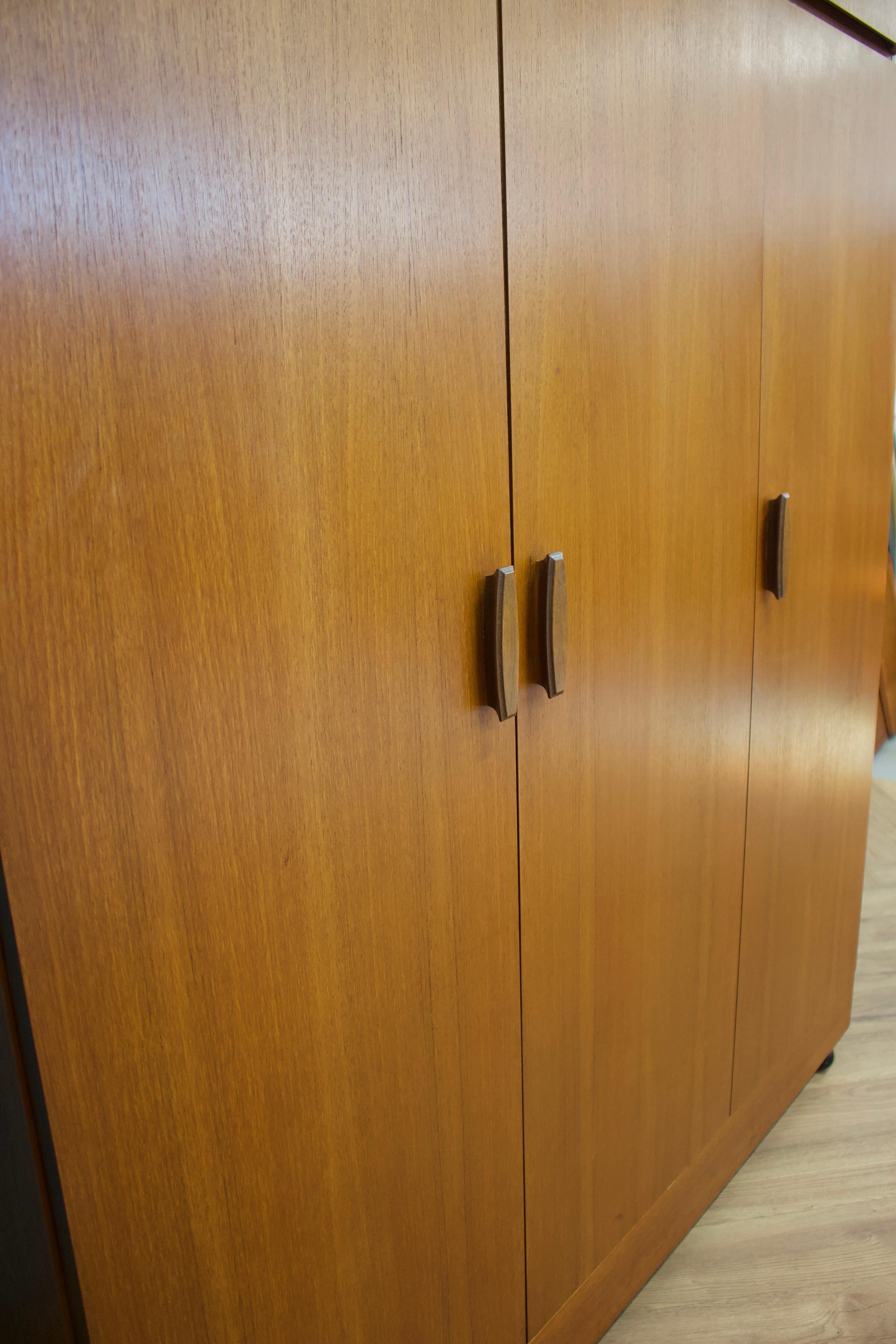 Mid Century Teak Quadrille Wardrobe from G Plan, 1970s In Good Condition In South Shields, GB