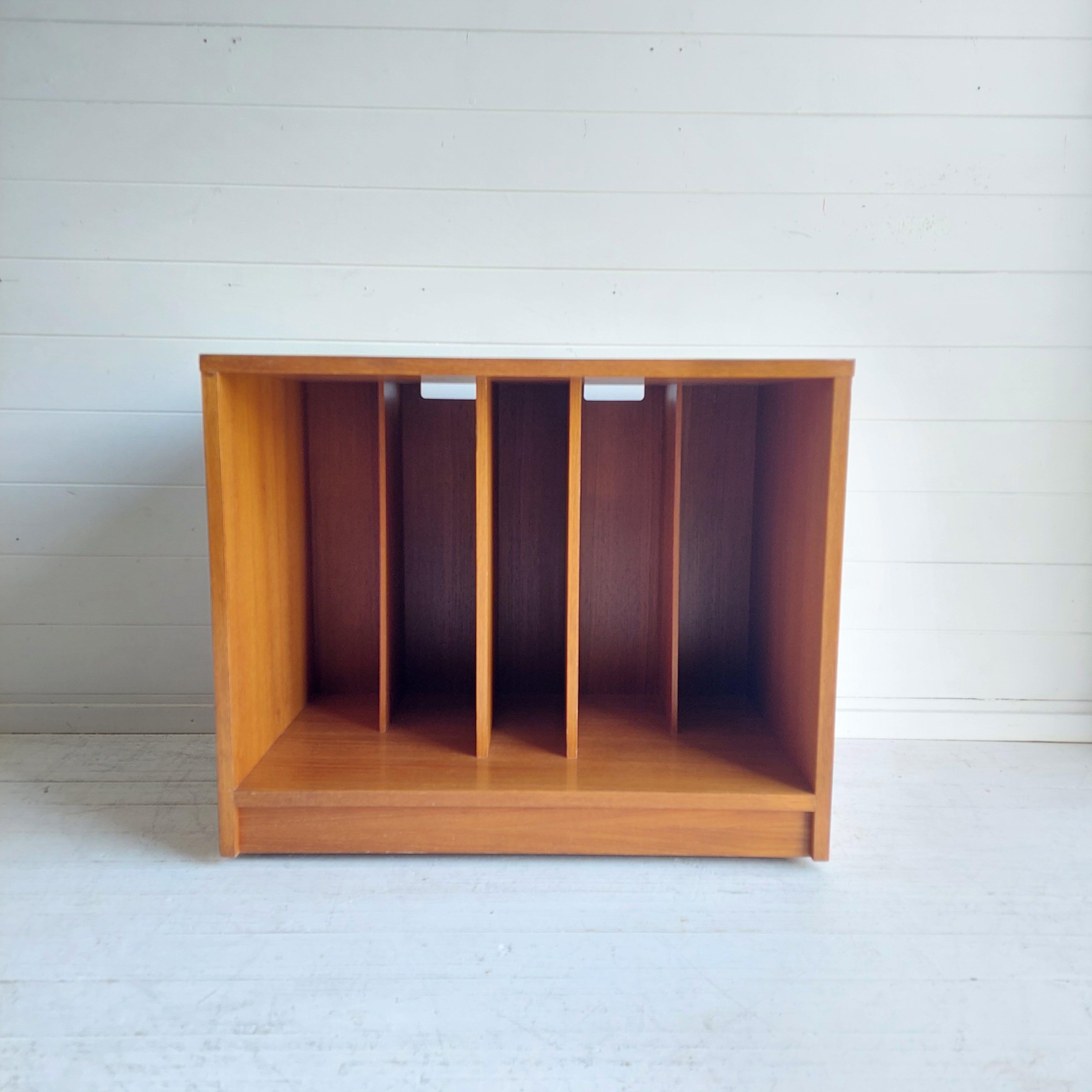 Mid Century Teak Record Cabinet Vinyl Storage Media unit Jesper Denmark, 70s In Good Condition In Leamington Spa, GB