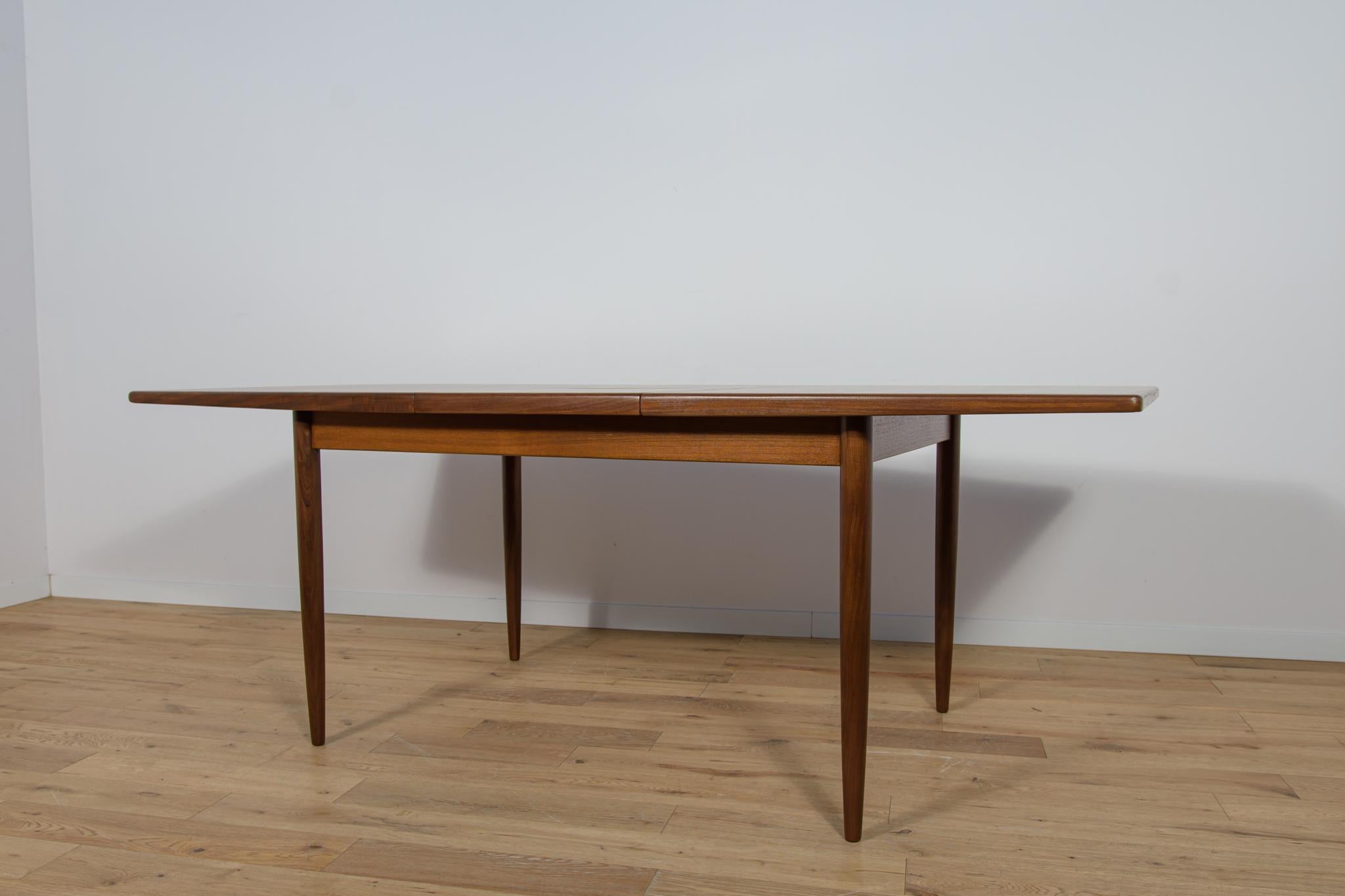 Mid-Century Teak Rectangular Fresco Dining Table from G-Plan, United Knigdom. For Sale 3