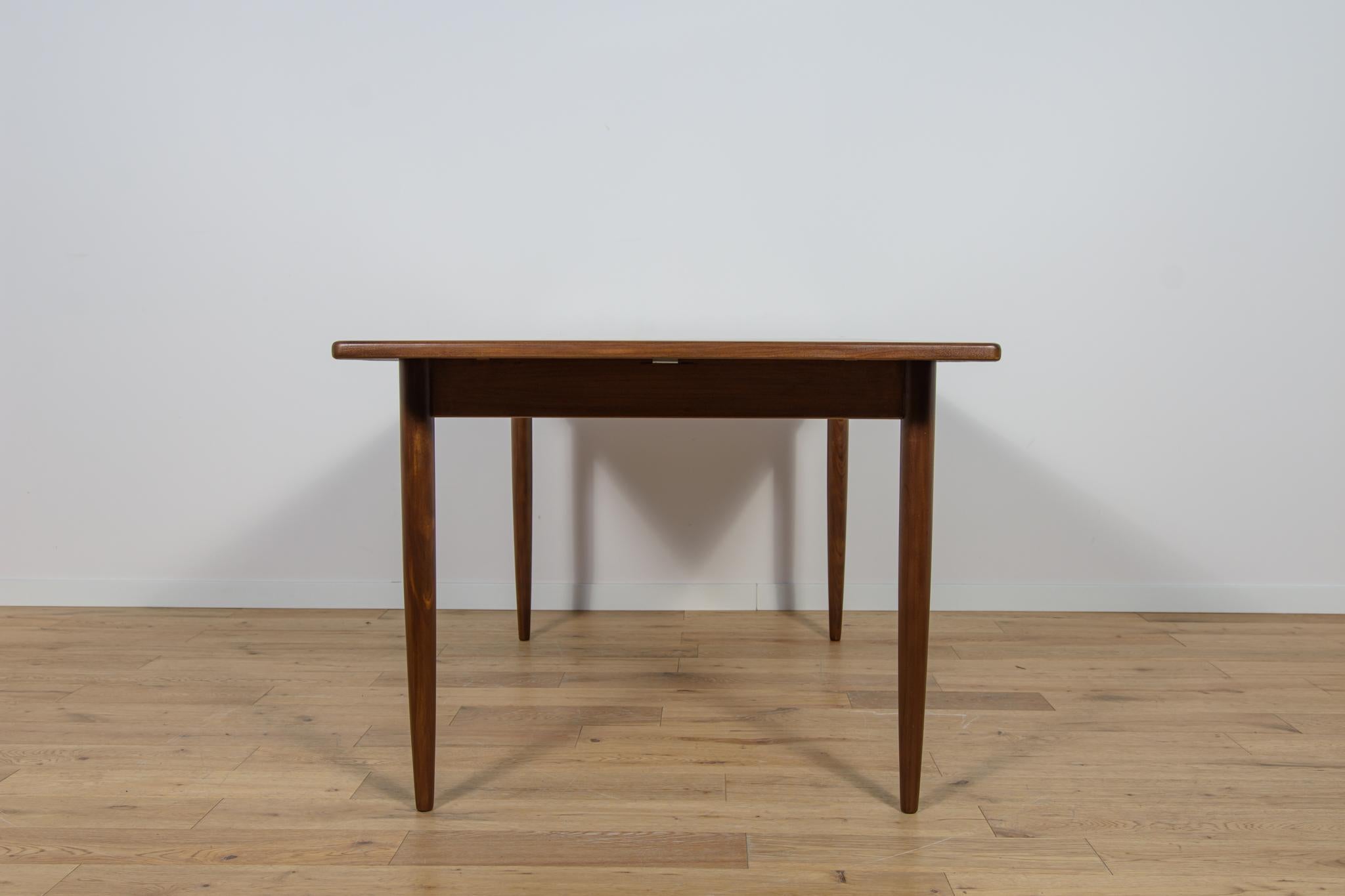 Mid-Century Teak Rectangular Fresco Dining Table from G-Plan, United Knigdom. In Excellent Condition For Sale In GNIEZNO, 30