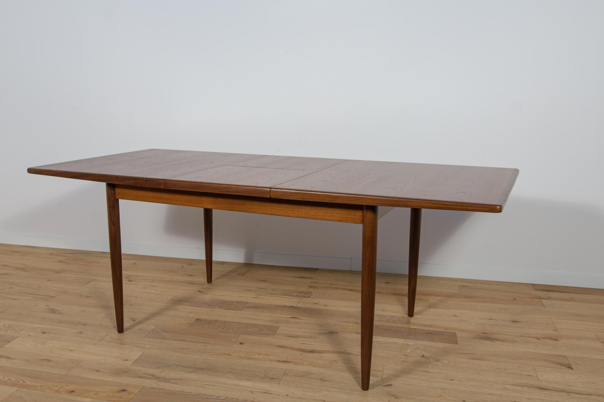 Mid-Century Teak Rectangular Fresco Dining Table from G-Plan, United Knigdom. For Sale 2