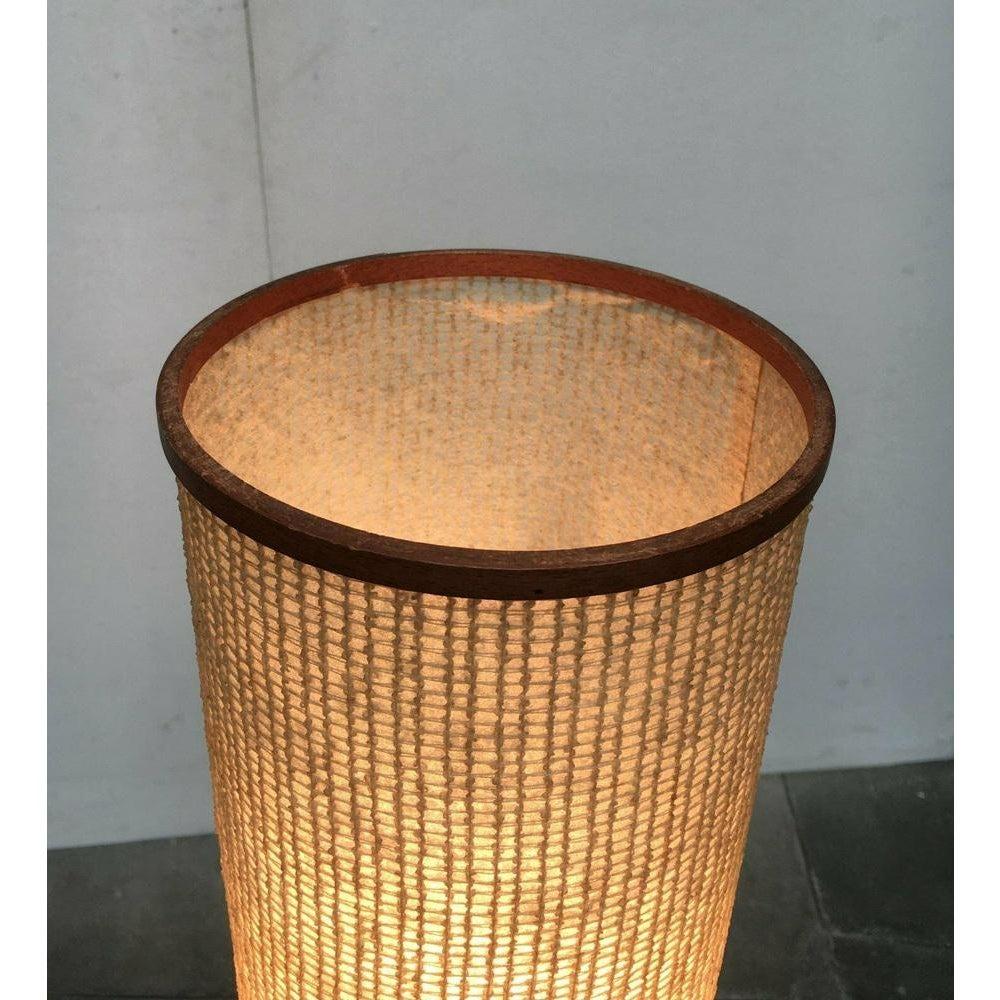 Lampada da terra a treppiede Rocket in teak di metà secolo, anni '60 in vendita 1
