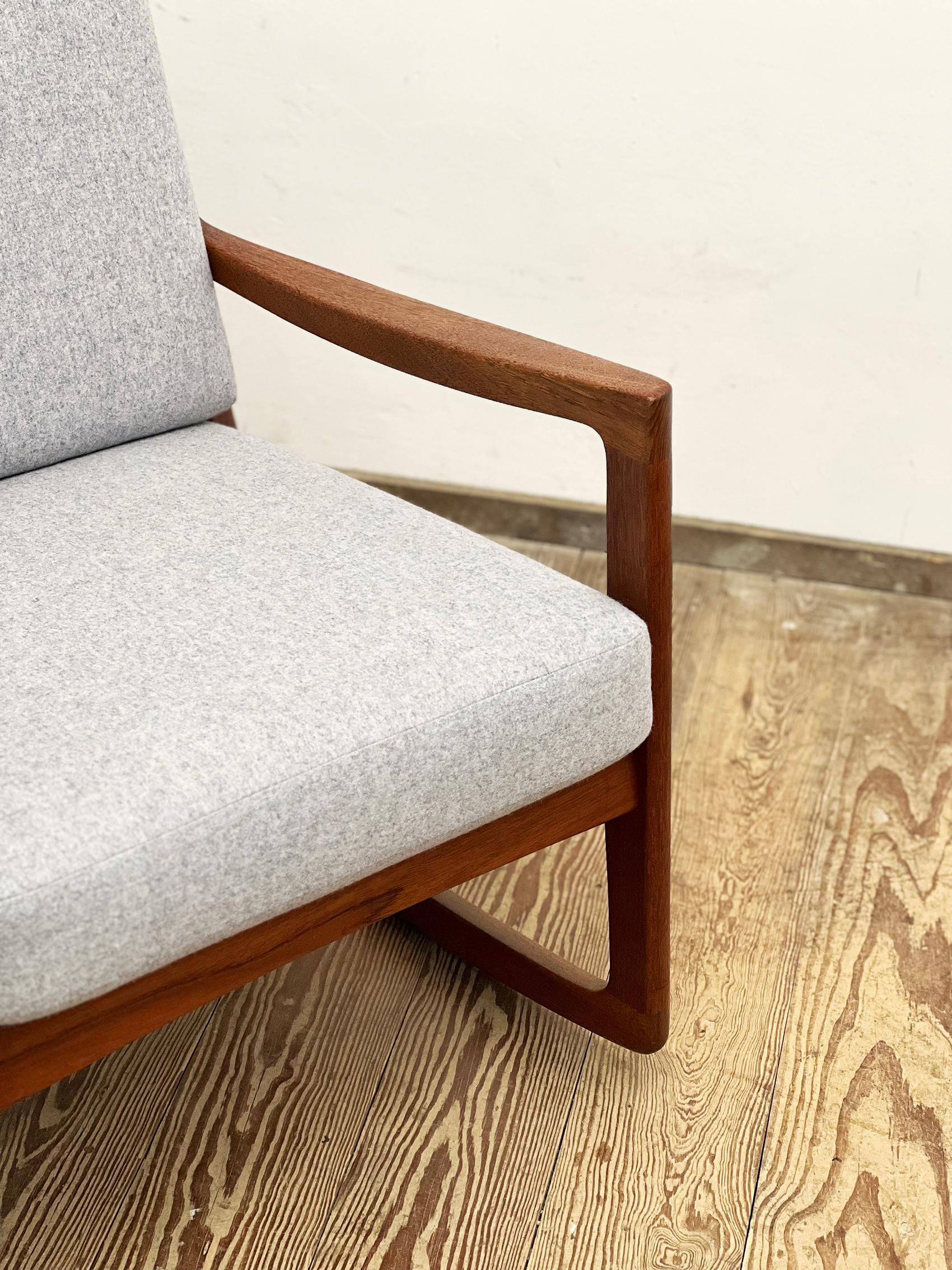 Mid-Century Teak Rocking Armchair by Ole Wanscher for France & Søn, 1950s For Sale 1