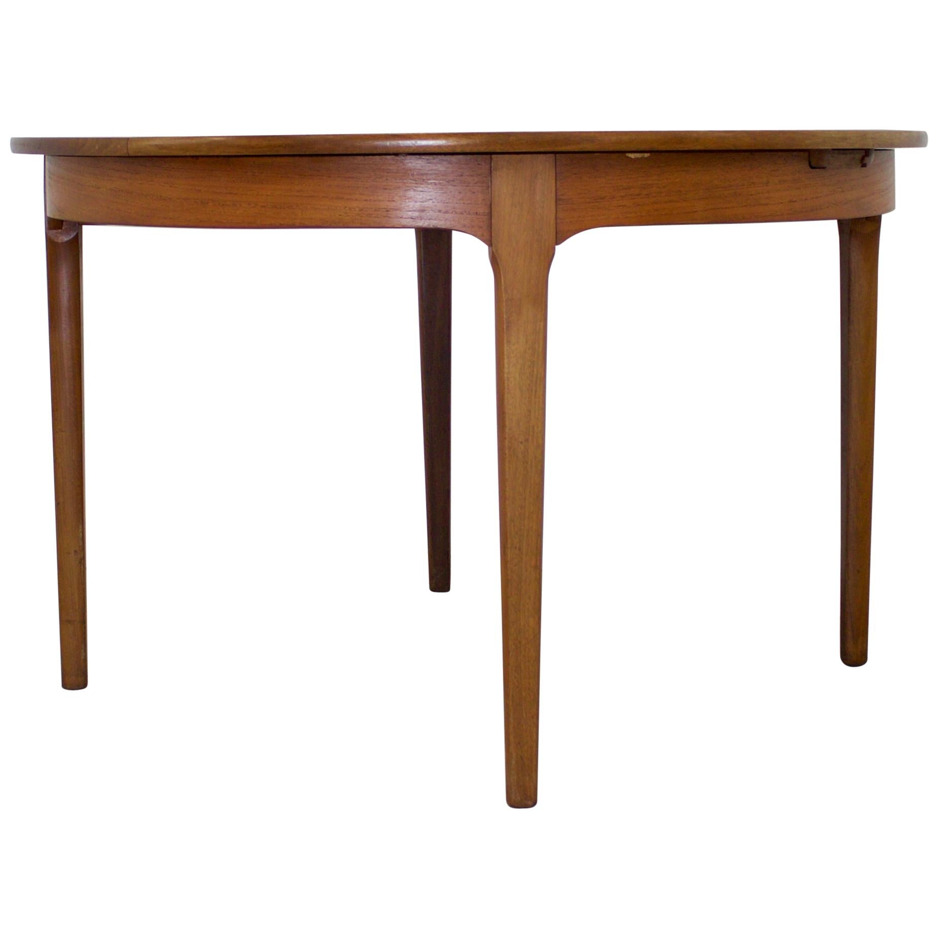 Midcentury Teak Round Extendable Dining Table from Nathan, 1960s