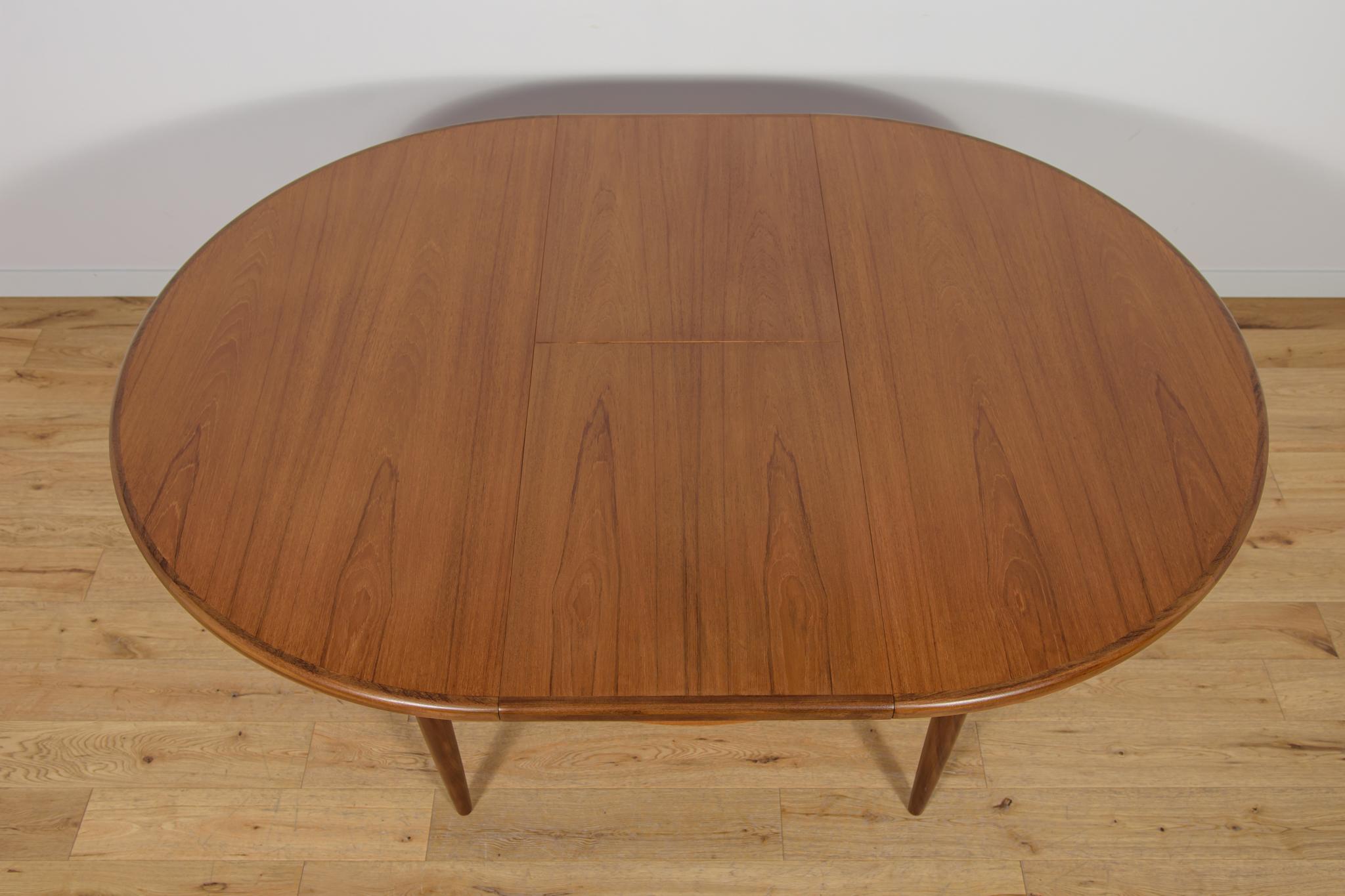 Mid-Century Teak Round Fresco Dining Table from G-Plan, United Knigdom, 1960s For Sale 3