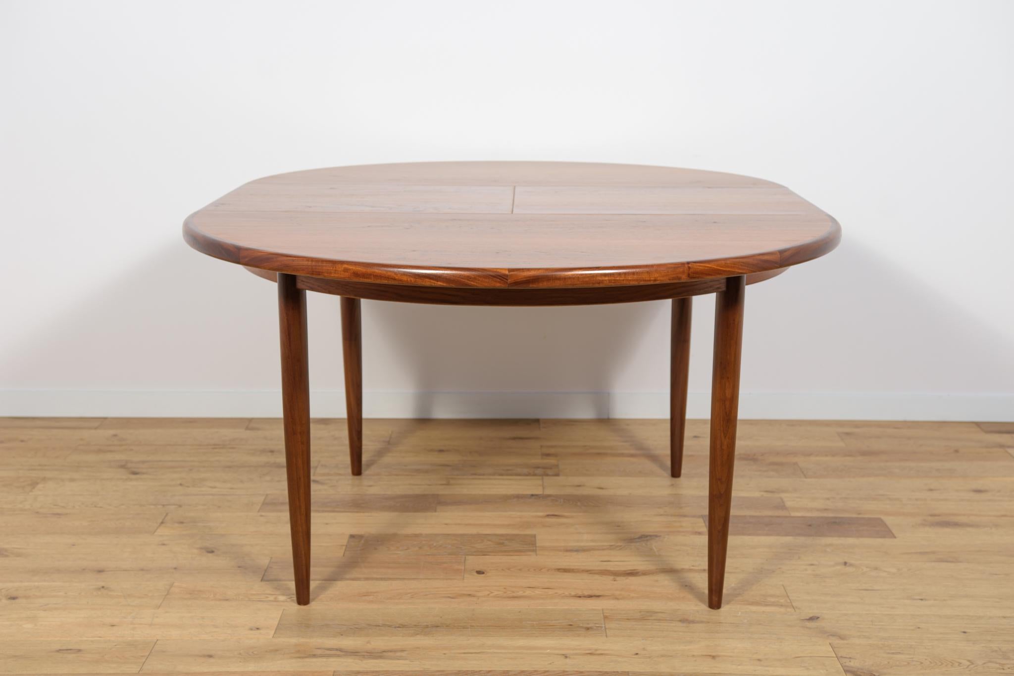 Mid-Century Teak Round Fresco Dining Table from G-Plan, United Knigdom, 1960s For Sale 5