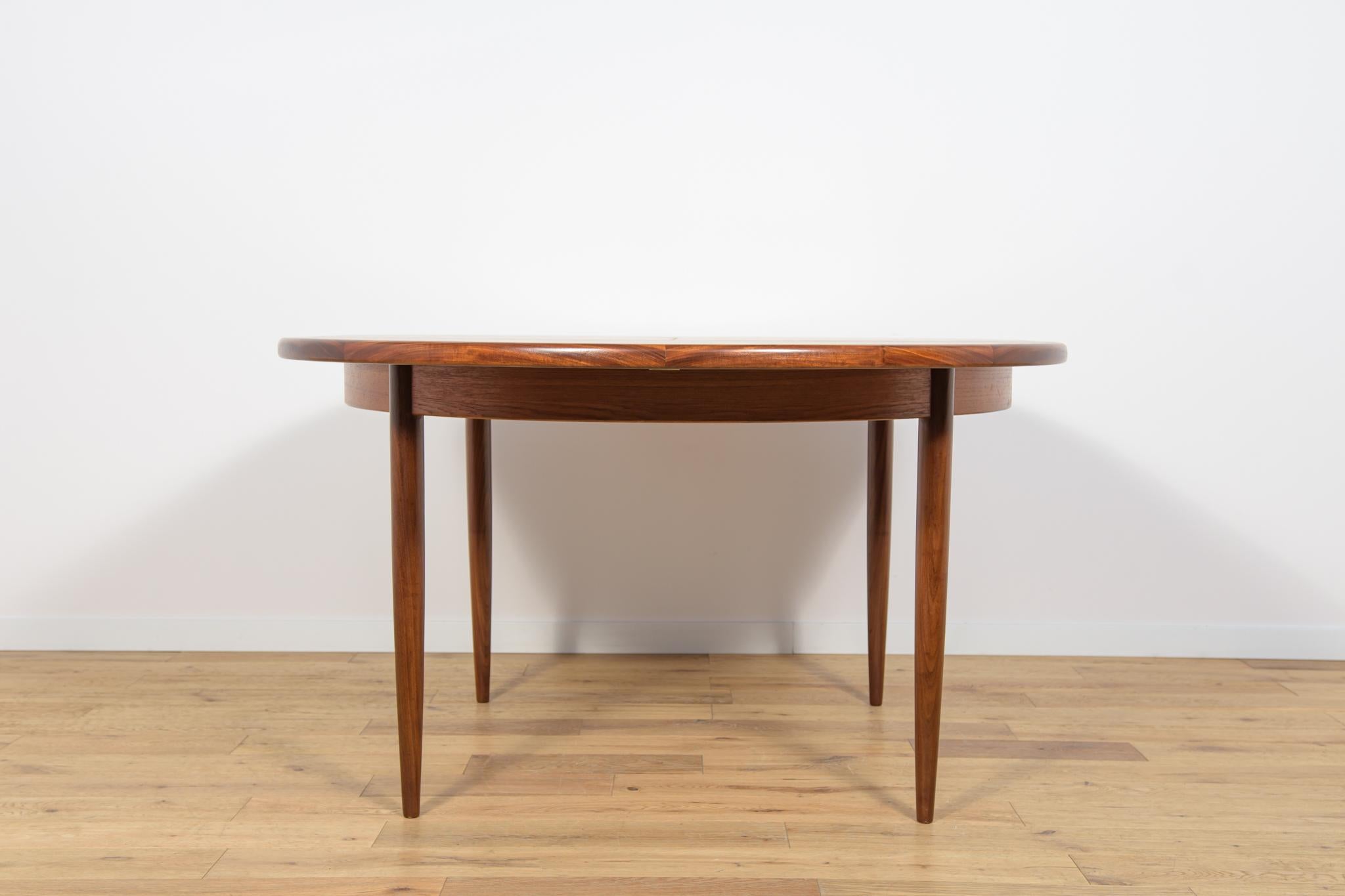 Mid-Century Teak Round Fresco Dining Table from G-Plan, United Knigdom, 1960s For Sale 6
