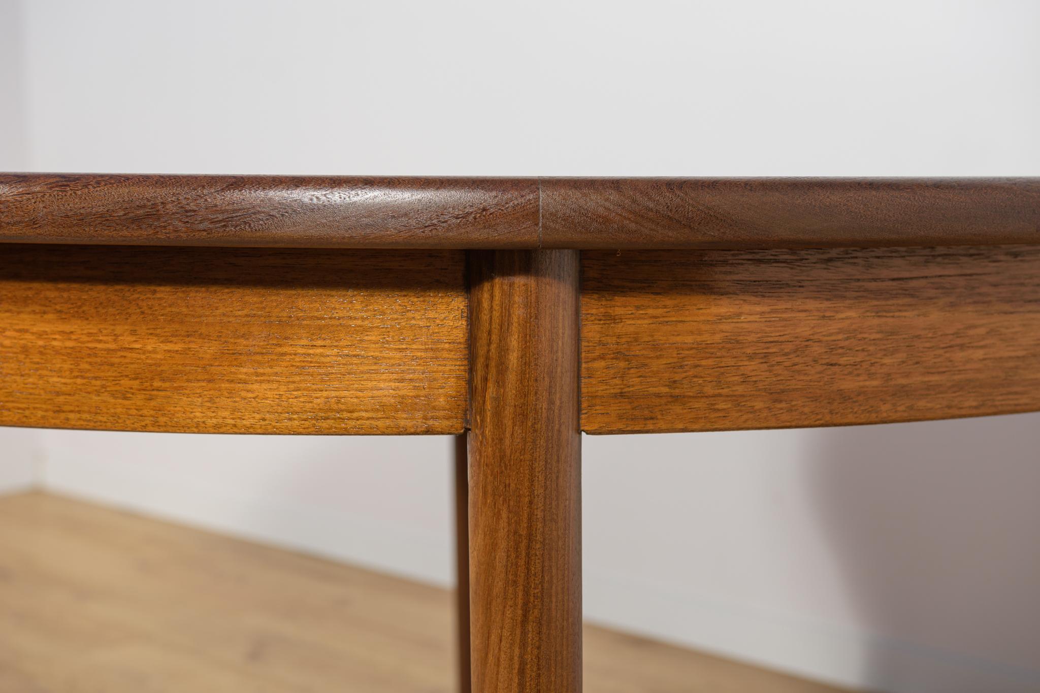 Mid-Century Teak Round Fresco Dining Table from G-Plan, United Knigdom, 1960s For Sale 7
