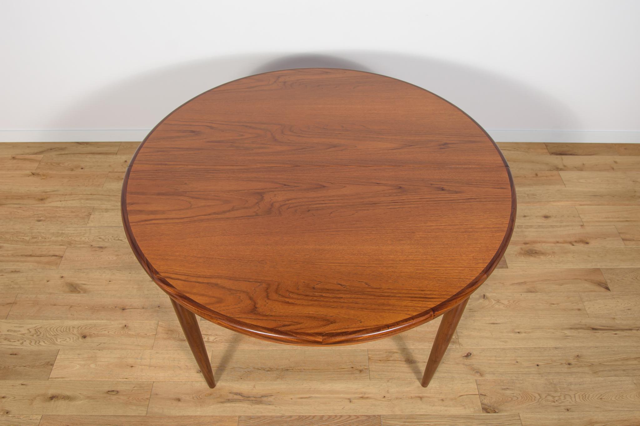 British Mid-Century Teak Round Fresco Dining Table from G-Plan, United Knigdom, 1960s For Sale