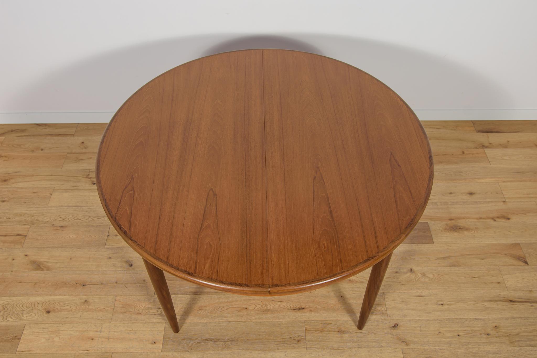 British Mid-Century Teak Round Fresco Dining Table from G-Plan, United Knigdom, 1960s For Sale